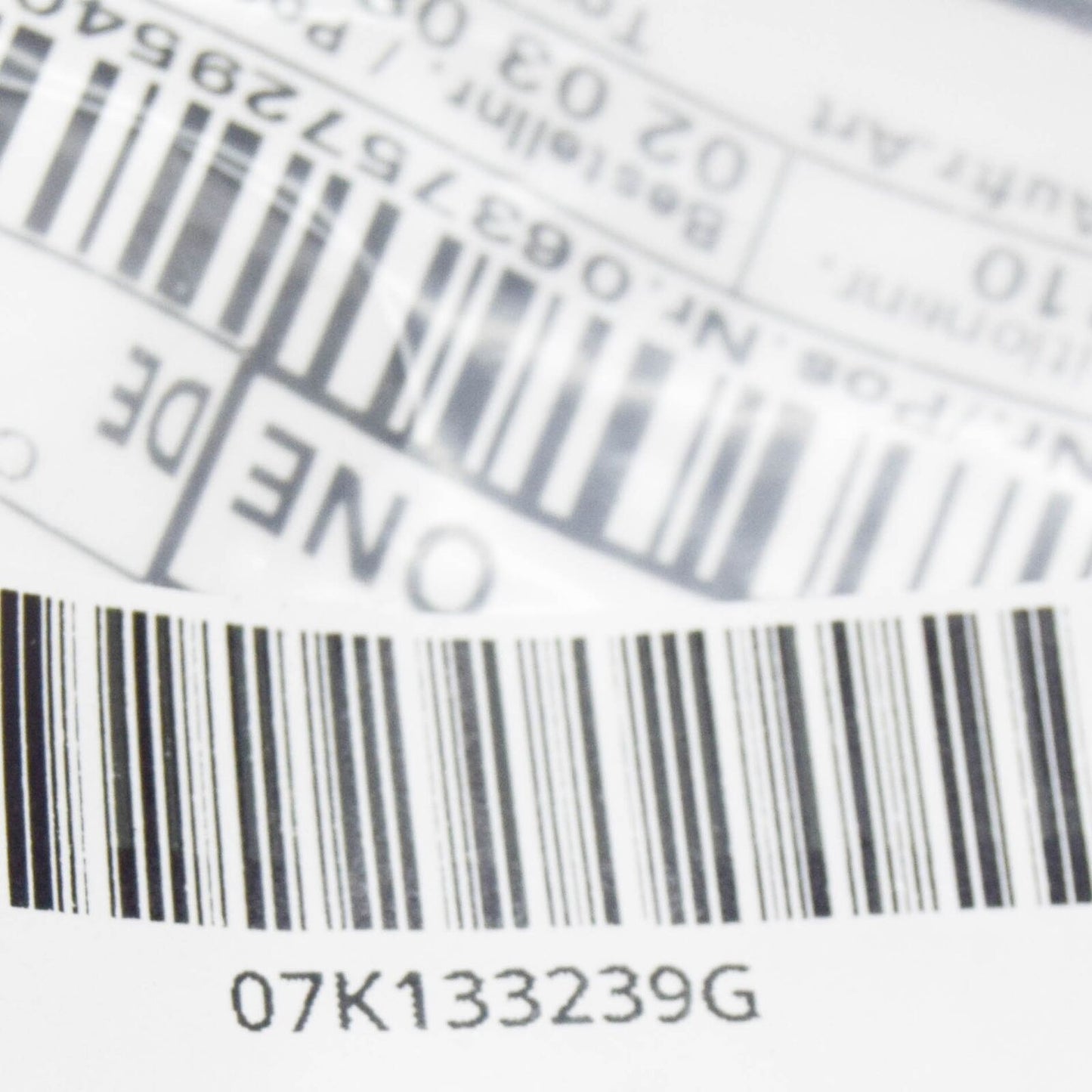 NEW AUDI RS3 ENGINE WATER VALVE RETAINING PLATE 07K133239G ORIGINAL