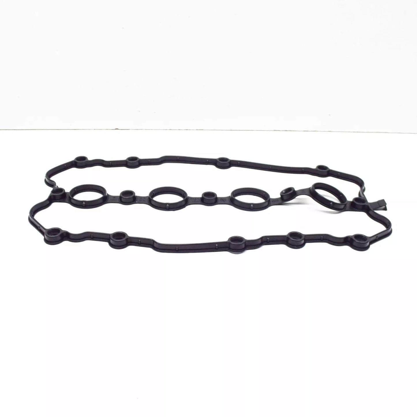 NEW AUDI A1 8X ENGINE VALVE COVER GASKET SEAL 06F103483D