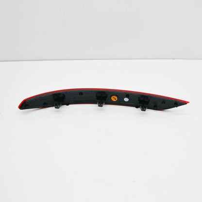 NEW VOLKSWAGEN JETTA MK7 REAR RIGHT BUMPER REFLECTOR 17A945106