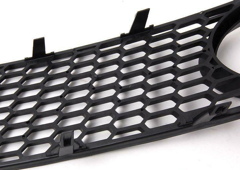 NEW VW BEETLE 9C FRONT BUMPER RIGHT AIR GUIDE GRILLE 1C0807684B01C ORIGINAL