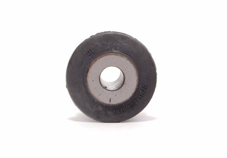 NEW AUDI A3 8P FRONT CONTROL ARM BONDED RUBBER BUSH 1K0407182 ORIGINAL