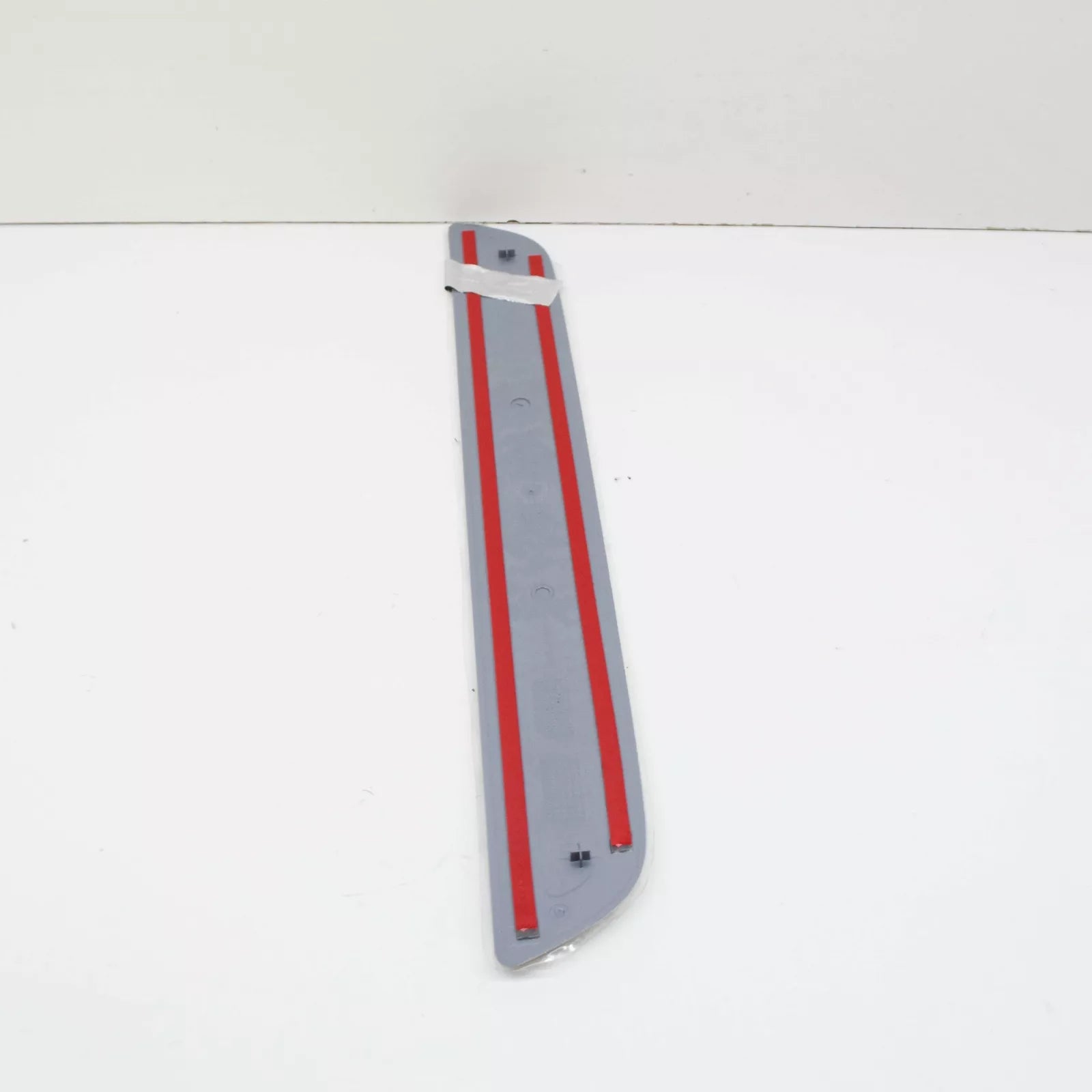 NEW MB C W205 FRONT RIGHT ENTRANCE OUTSIDE COVER RAIL A2056800035 ORIGINAL