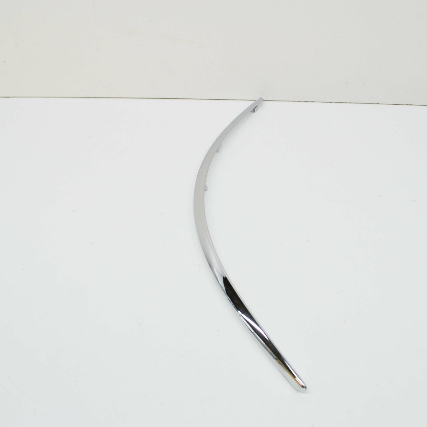 NEW MERCEDES-BENZ B W245 REAR RIGHT BUMPER MOLDING A1698852021 ORIGINAL