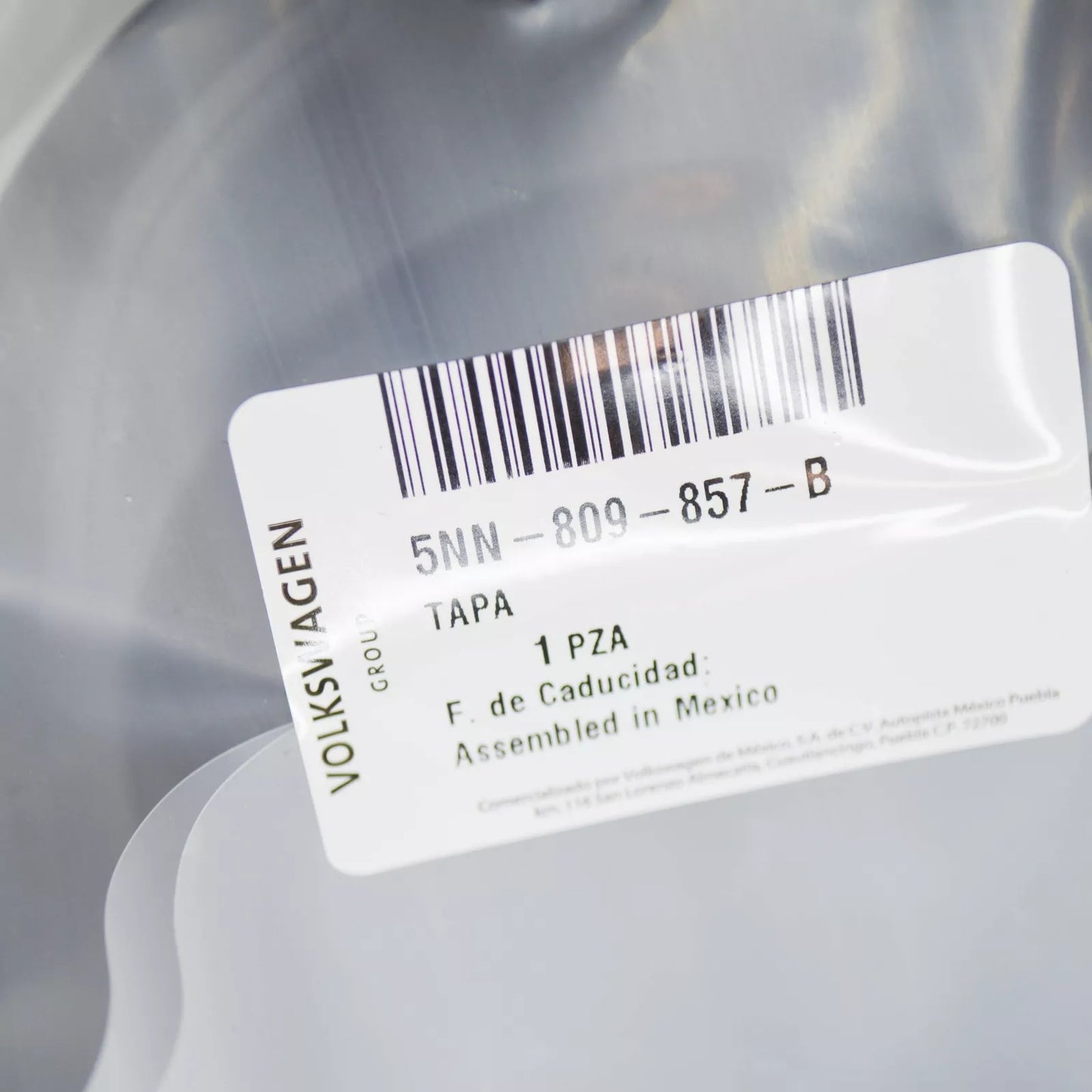 NEW VOLKSWAGEN TIGUAN ALLSPACE MK2 FUEL TANK FLAP HOUSING 5NN809857B