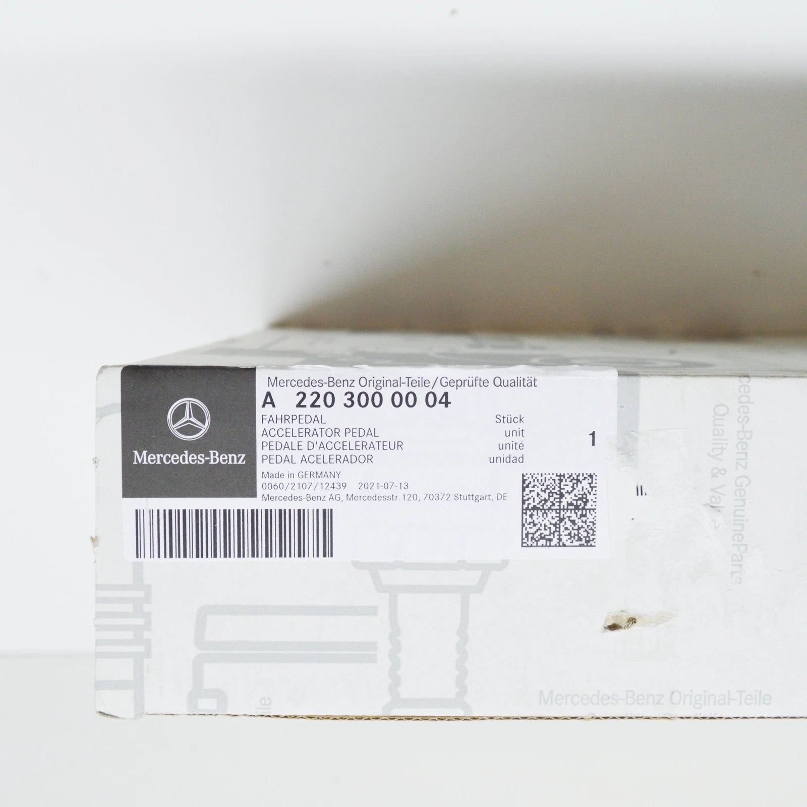 NEW MERCEDES-BENZ S-CLASS W220 ACCELERATOR PEDAL A2203000004