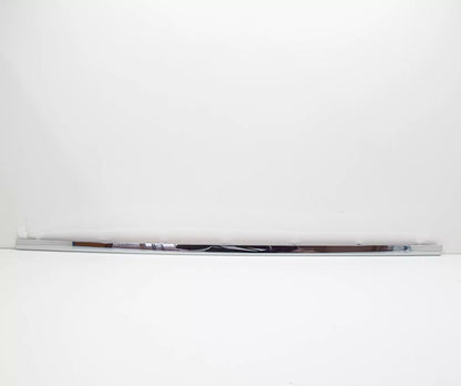 NEW VOLKSWAGEN PASSAT B8 3G FRONT RIGHT DOOR LOWER MOLDING 3G0853332A3Q7