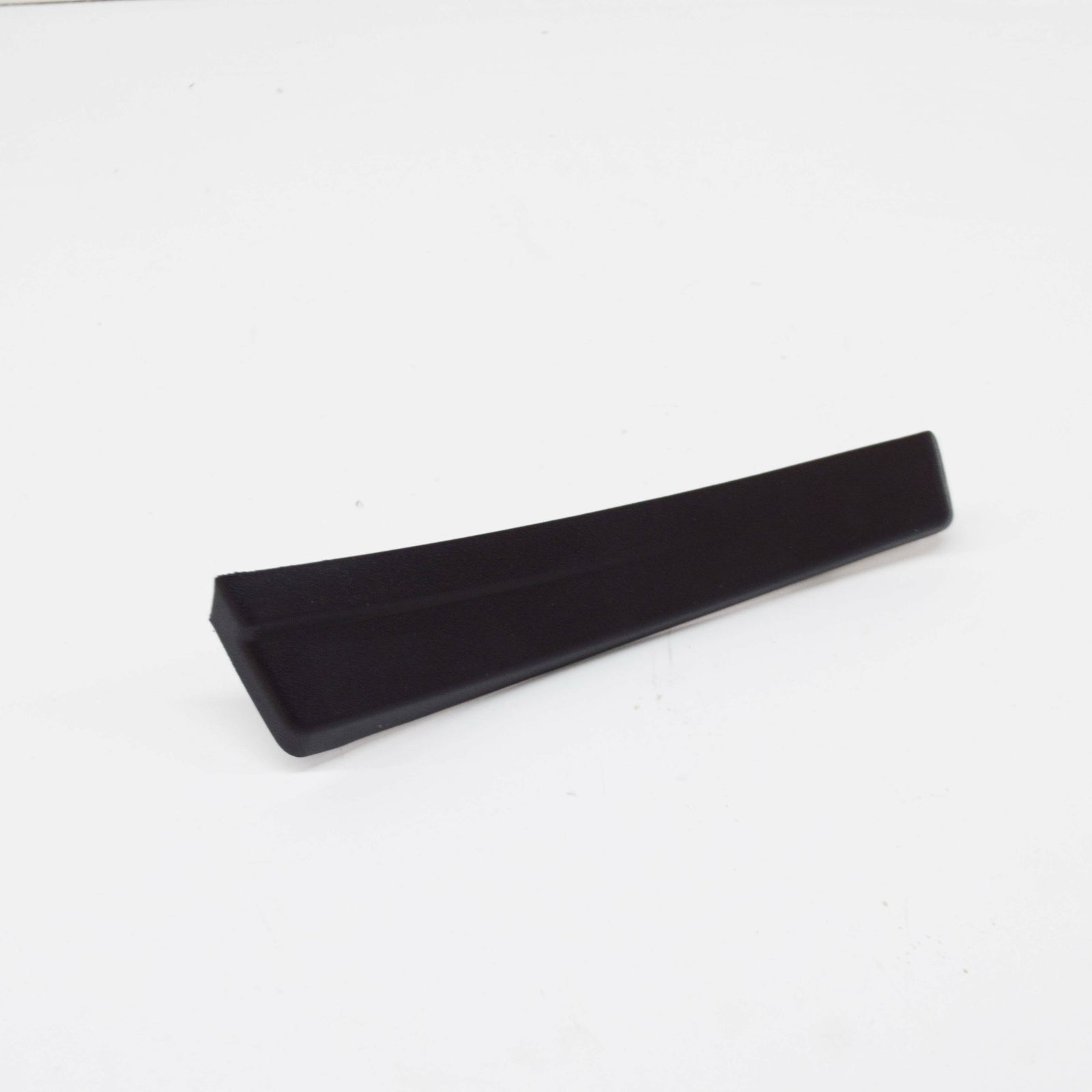 new ford kuga c520 mk2 windshield left side extension trim 2344086 original