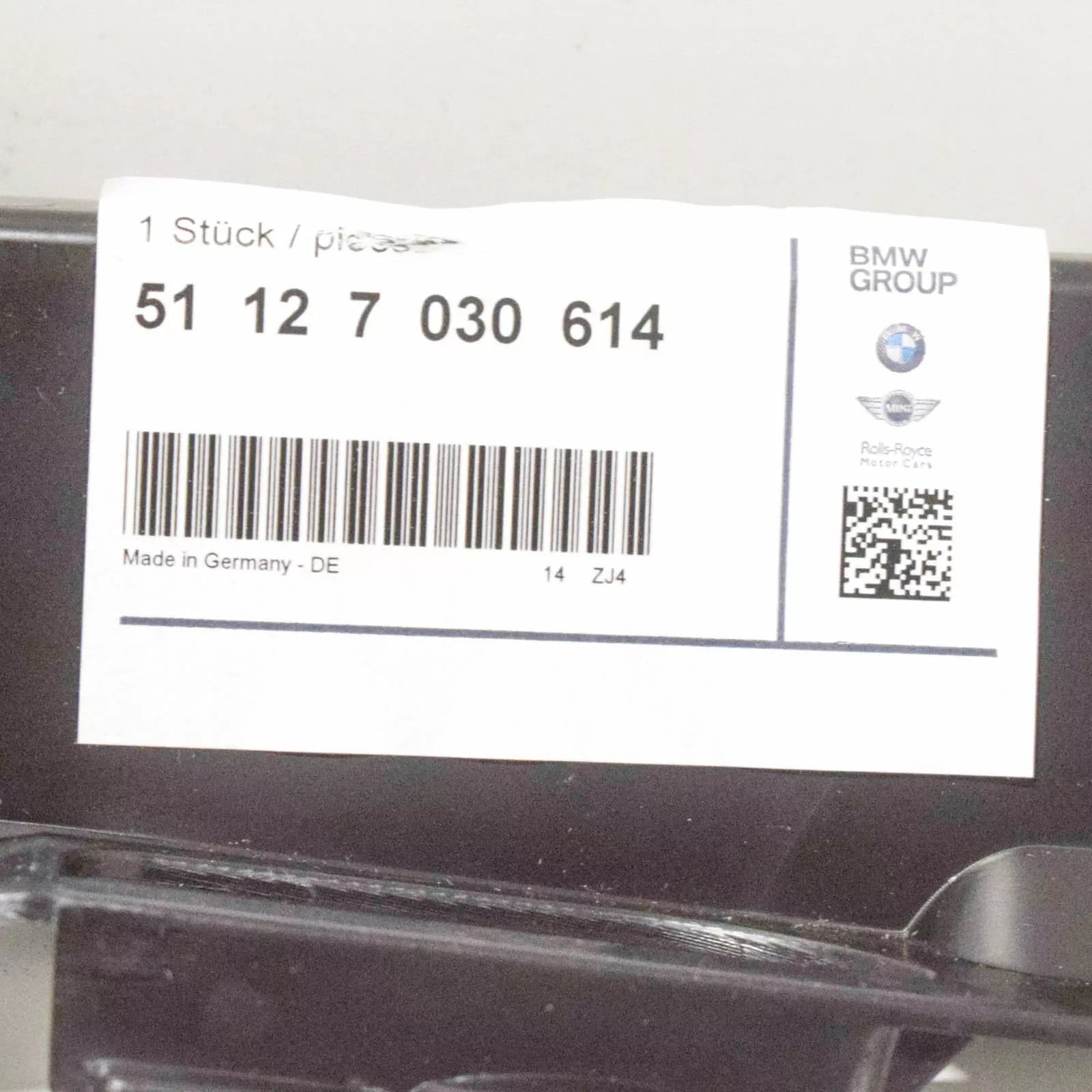 NEW BMW 3 E46 REAR BUMPER RIGHT GUIDE 51127030614 7030614 ORIGINAL