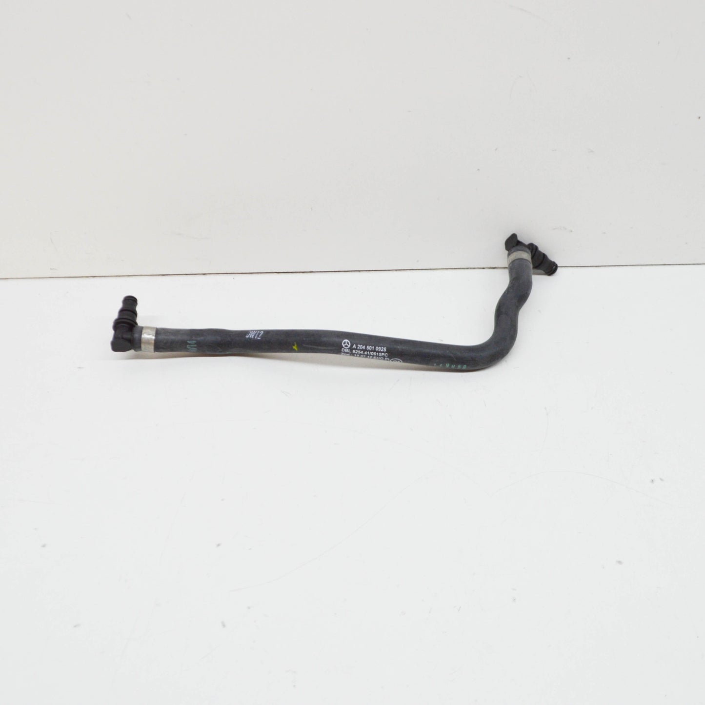 NEW MERCEDES-BENZ C W204 EXPANSION TANK VENT LINE A2045010925 ORIGINAL