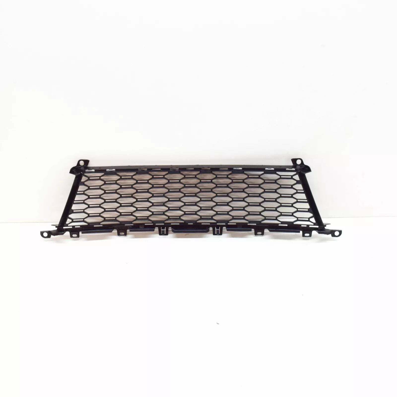 NEW BMW 3 G20 FRONT LOWER GRILL 8069367 51118069367 2020 ORIGINAL