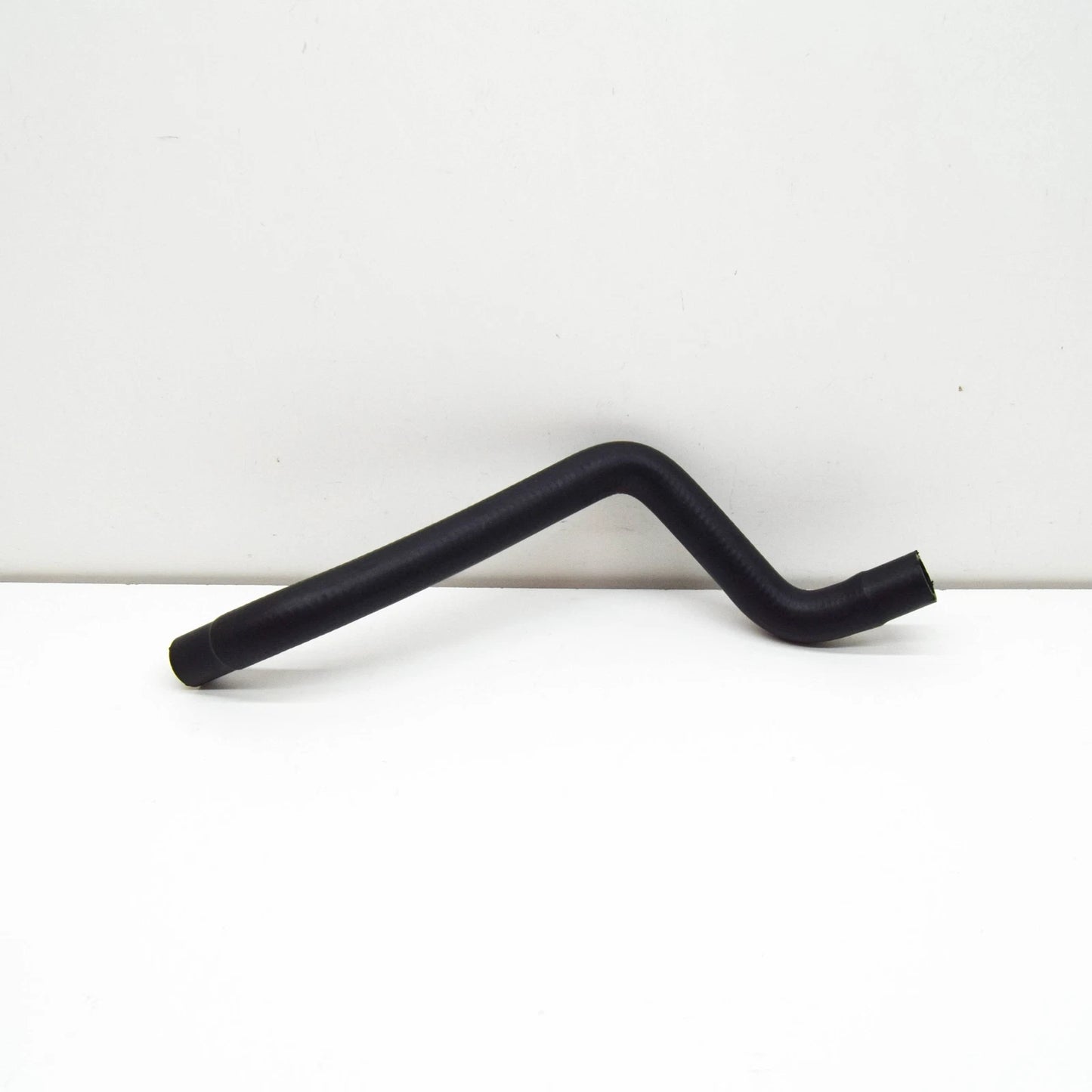 NEW BMW M5 E34 COOLING SYSTEM HOSE 11531315293 1315293 ORIGINAL
