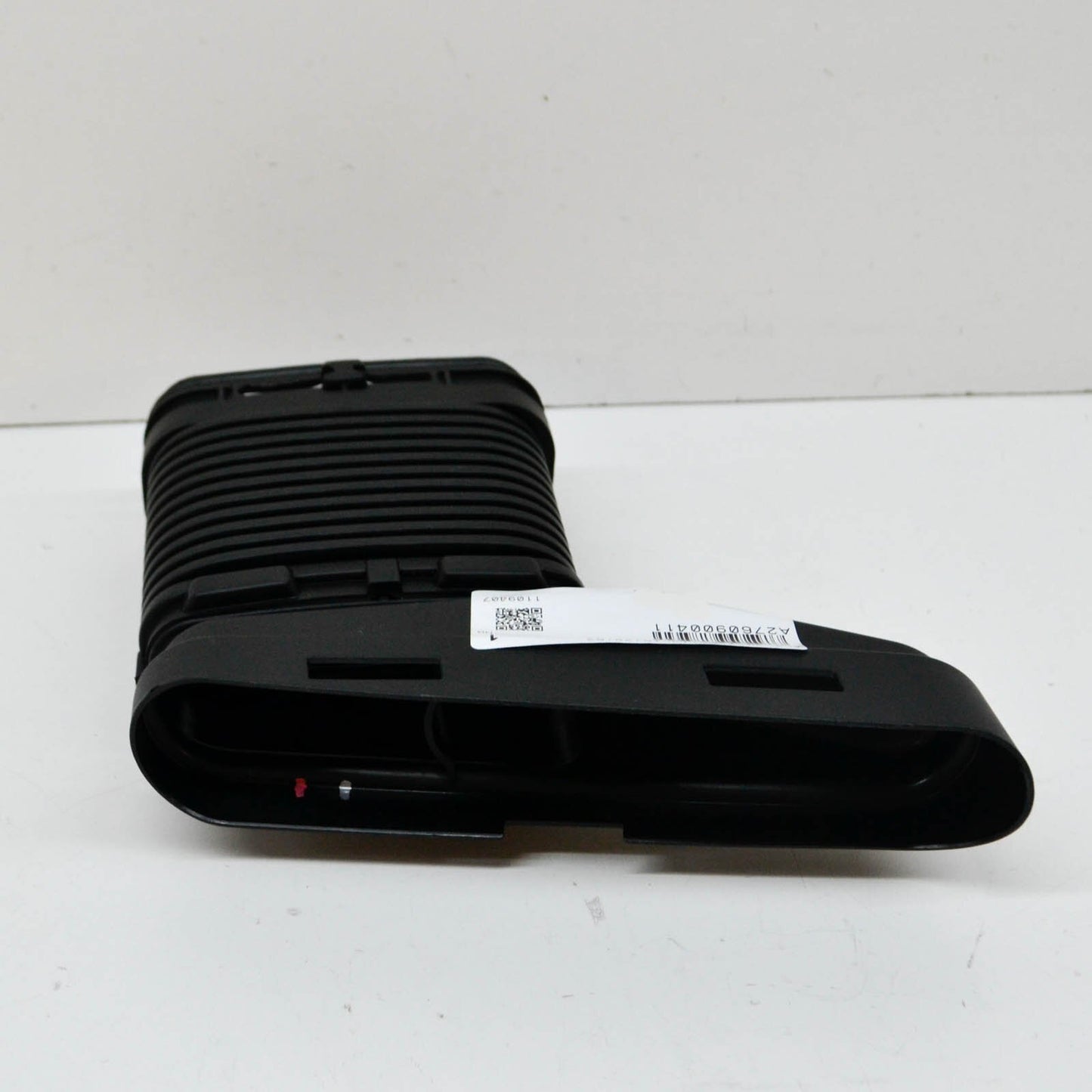 NEW MERCEDES-BENZ C-CLASS W205 AIR INTAKE DUCT A2760900411 ORIGINAL