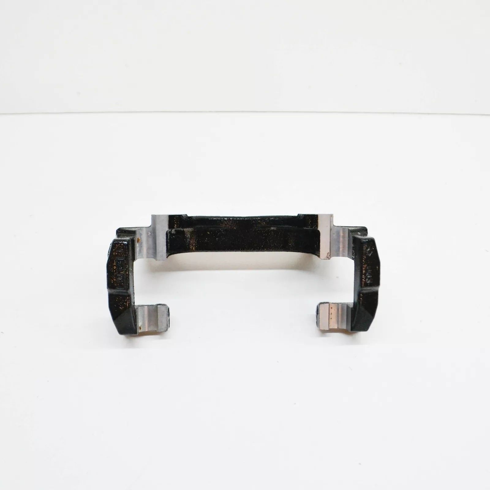 NEW AUDI A3 SPORTBACK 8P FRONT CALIPER CARRIER 8E0615125C ORIGINAL