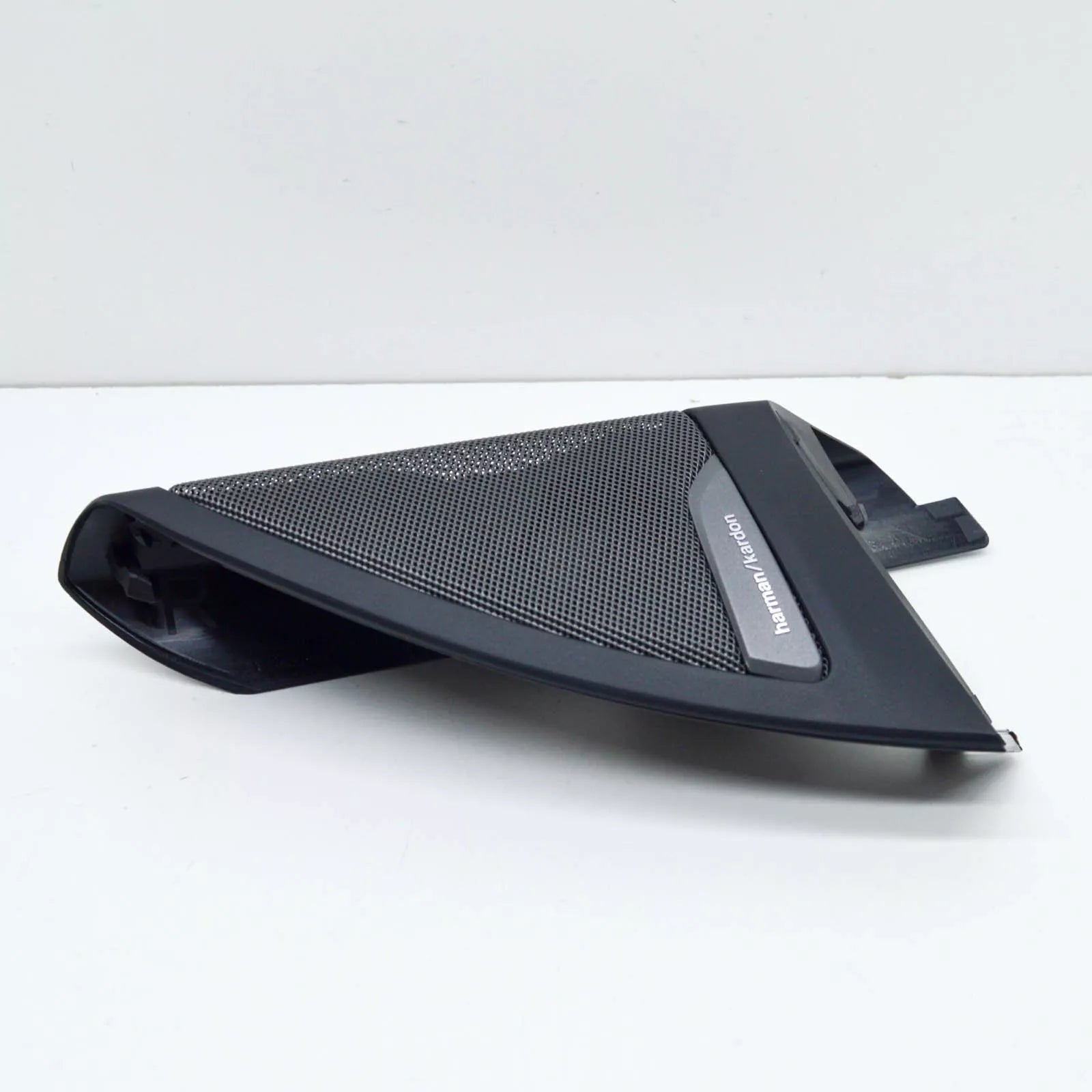 NEW BMW X3 G01 M F97 FRONT RIGHT DOOR CORNER TRIM COVER 51339460516 ORIGINAL