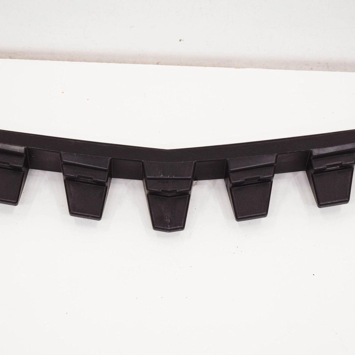 NEW MERCEDES BENZ E A207 FRONT BUMPER LOWER FITTING A2078851665 ORIGINAL