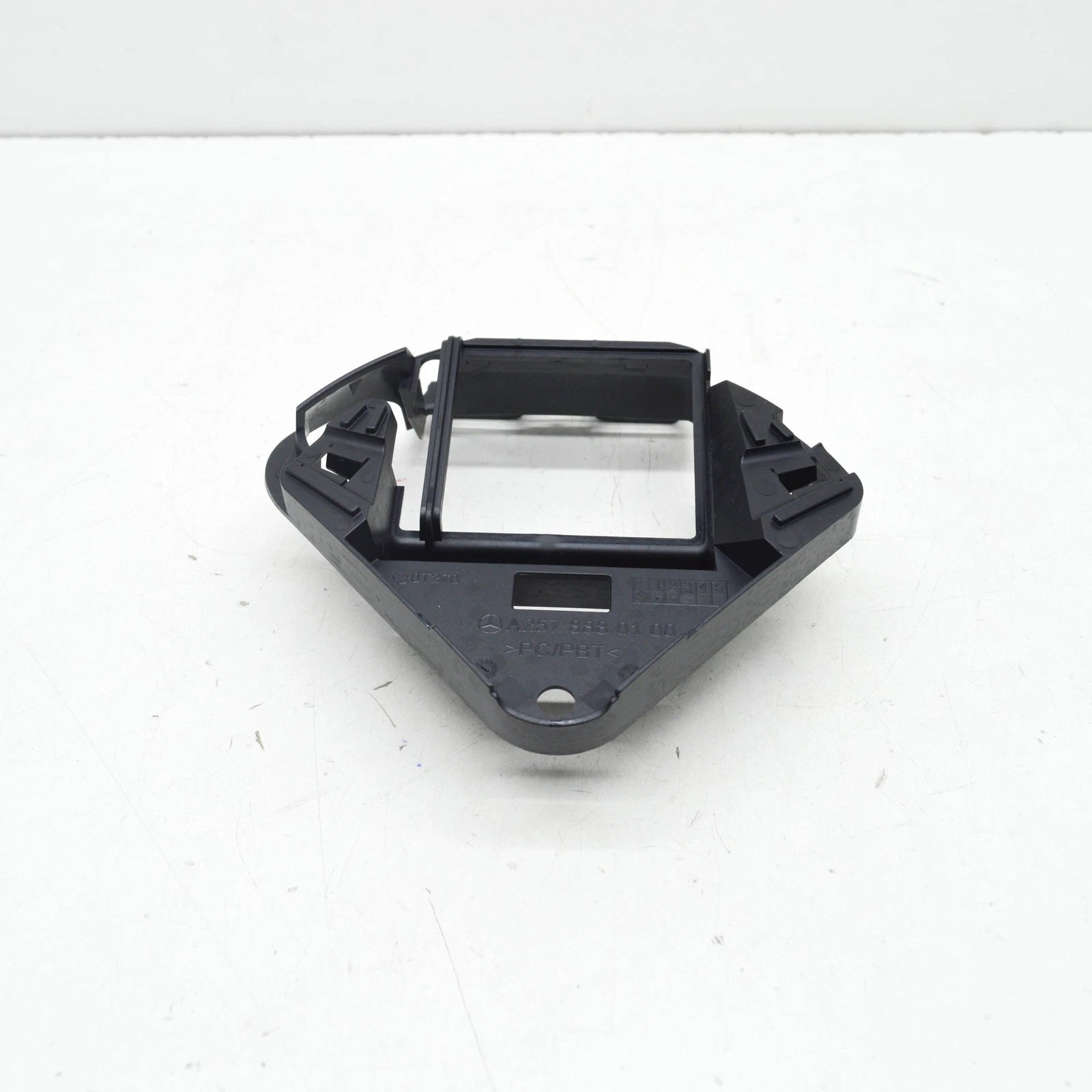 NEW MB CLS C257 FRONT COLLISION WARNING SYSTEM CARRIER A2578880100 ORIGINAL