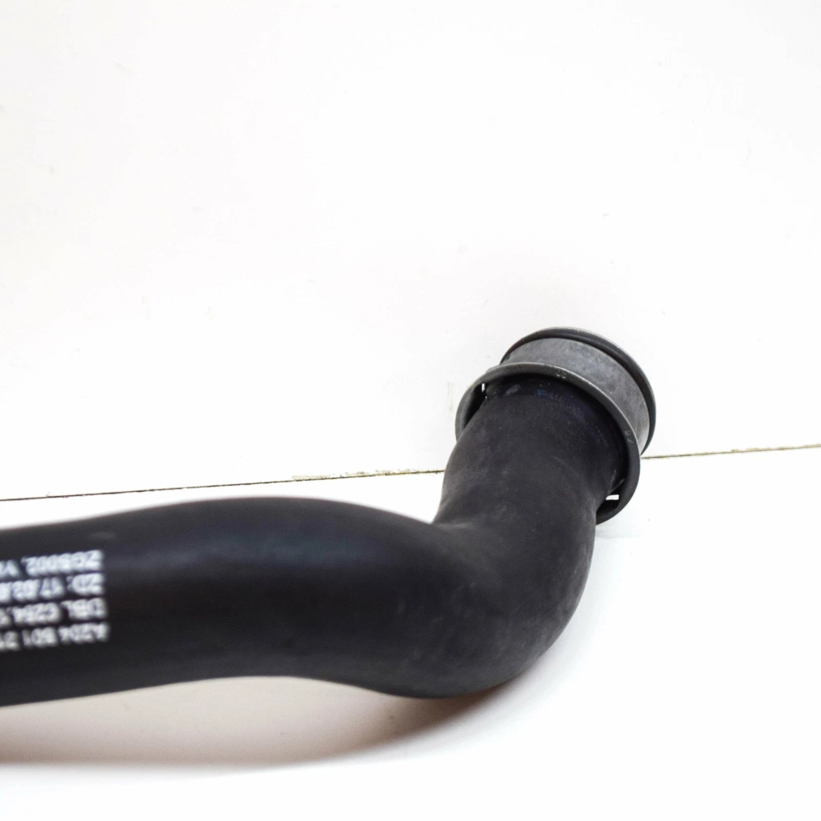 NEW MERCEDES-BENZ GLK-CLASS X204 COOLANT HOSE A2045013182