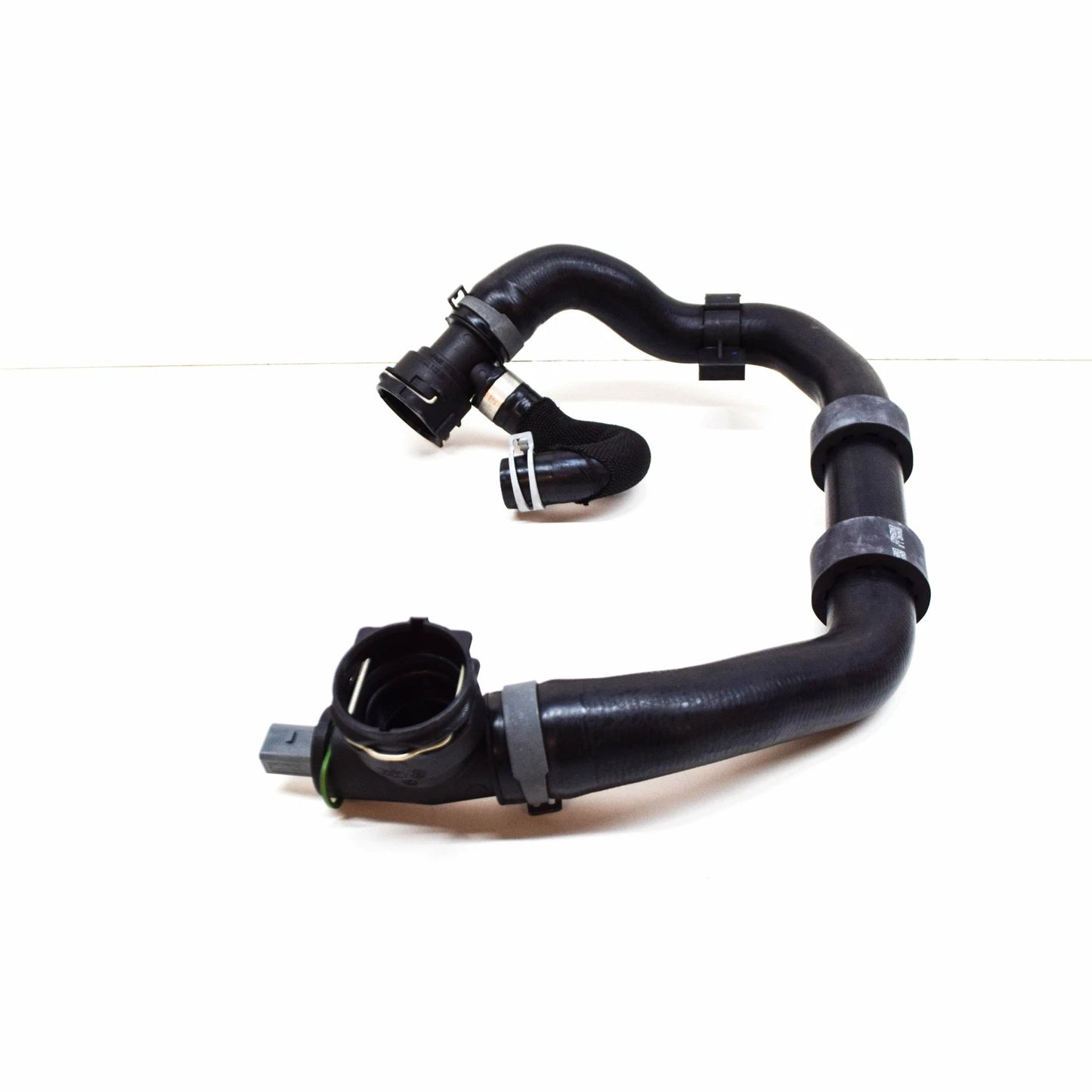 NEW VOLKSWAGEN JETTA MK7 A7 RIGHT LOWER WATER RADIATOR HOSE 5Q0122051EB