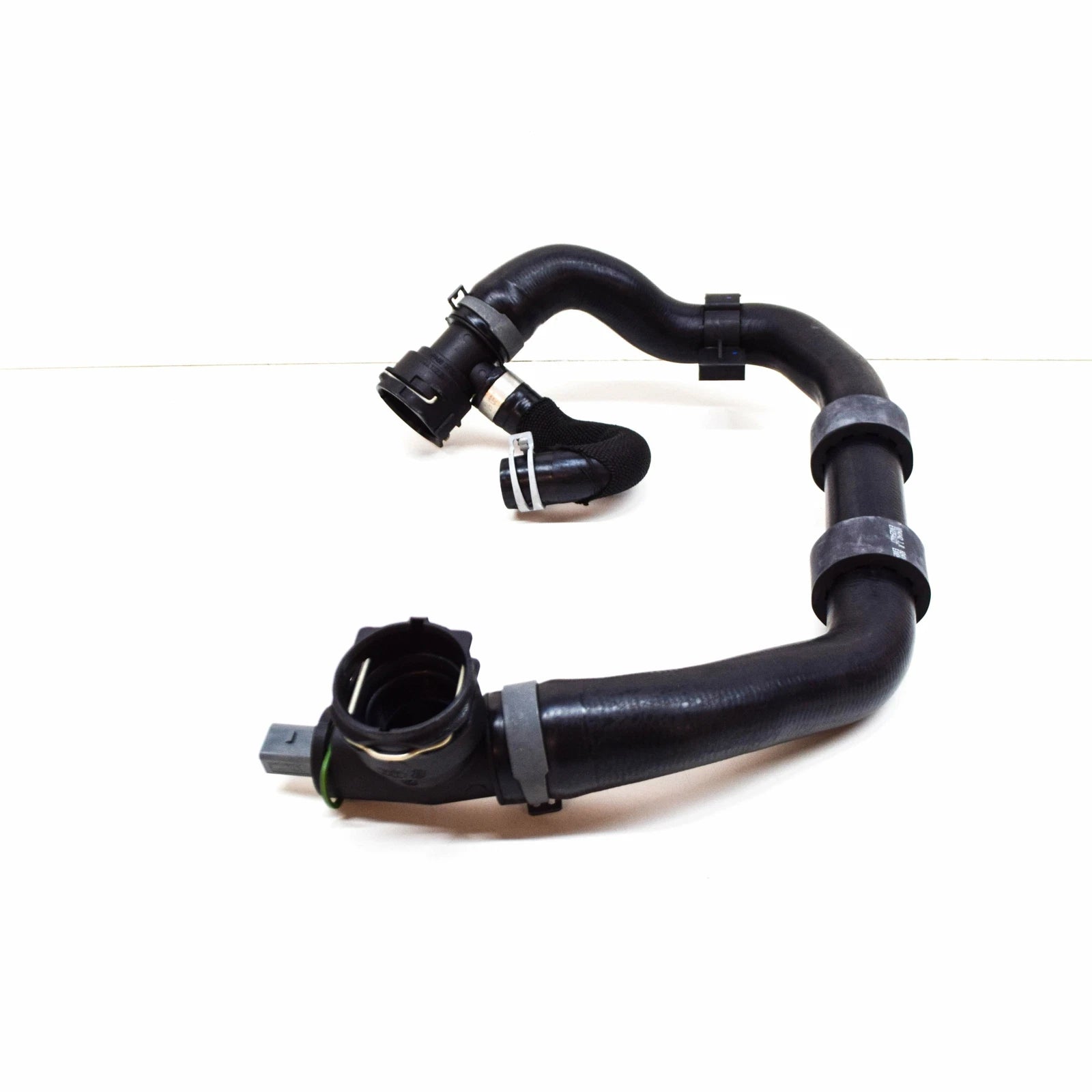 NEW VOLKSWAGEN JETTA MK7 A7 RIGHT LOWER WATER RADIATOR HOSE 5Q0122051EB
