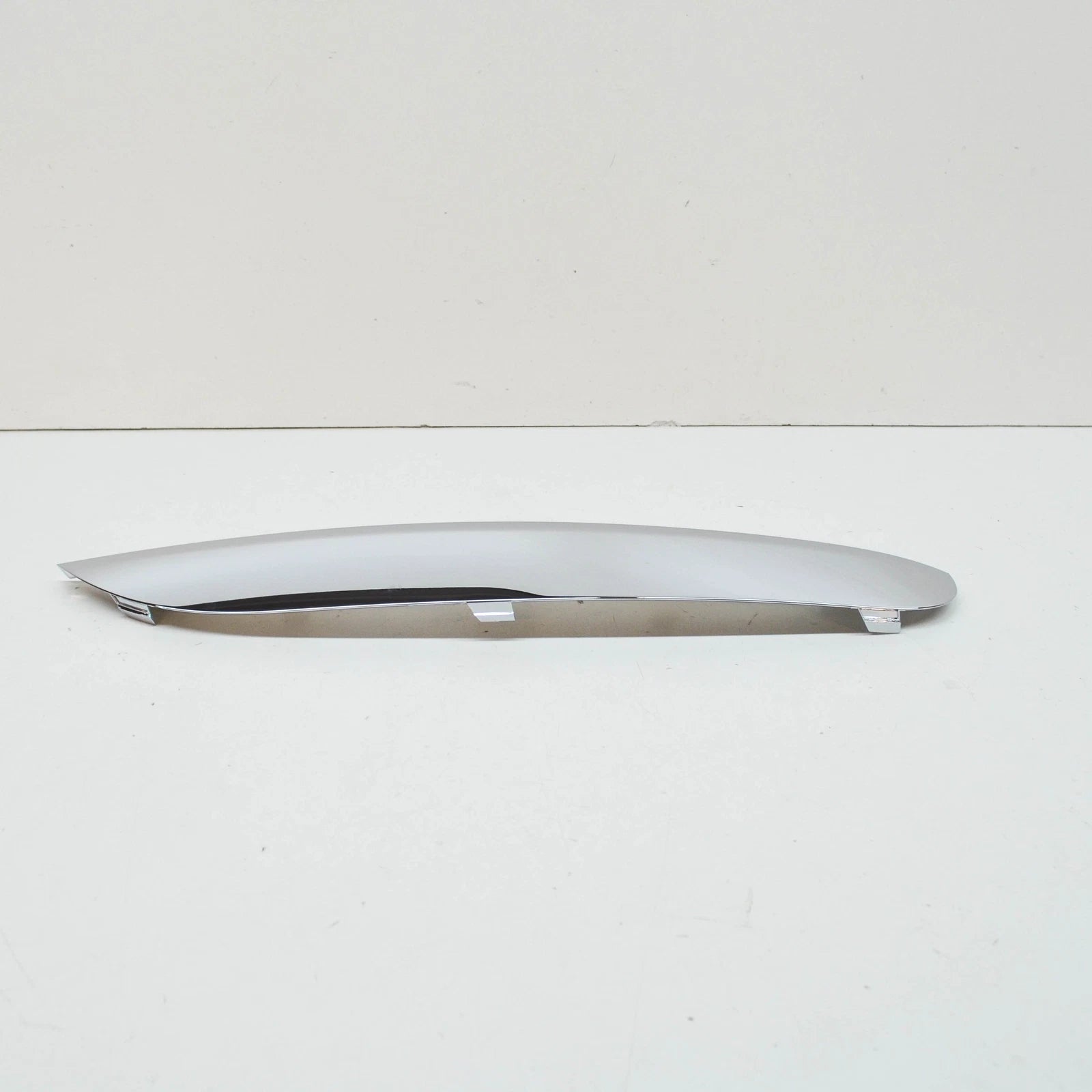 NEW BMW 7 F01 FRONT M BUMPER RIGHT MOLDING TRIM CHROME 51118047728 2015 ORIGINAL