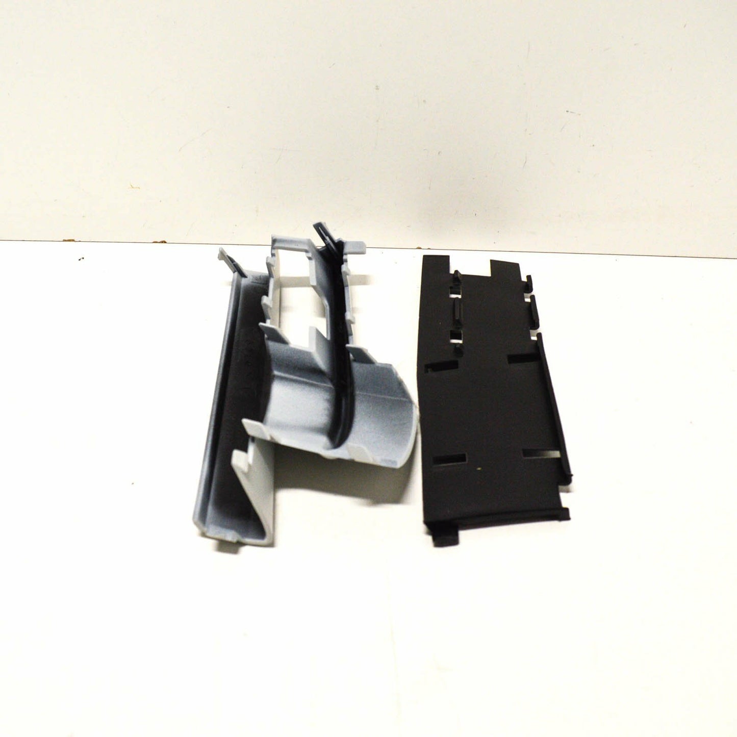 NEW MERCEDES-BENZ SL R129 FRONT TOW HOOK COVER A12988002059999 ORIGINAL