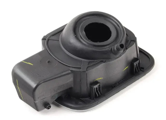 NEW VOLKSWAGEN JETTA A6 FUEL DOOR FLAP 5C6809857EGRU ORIGINAL