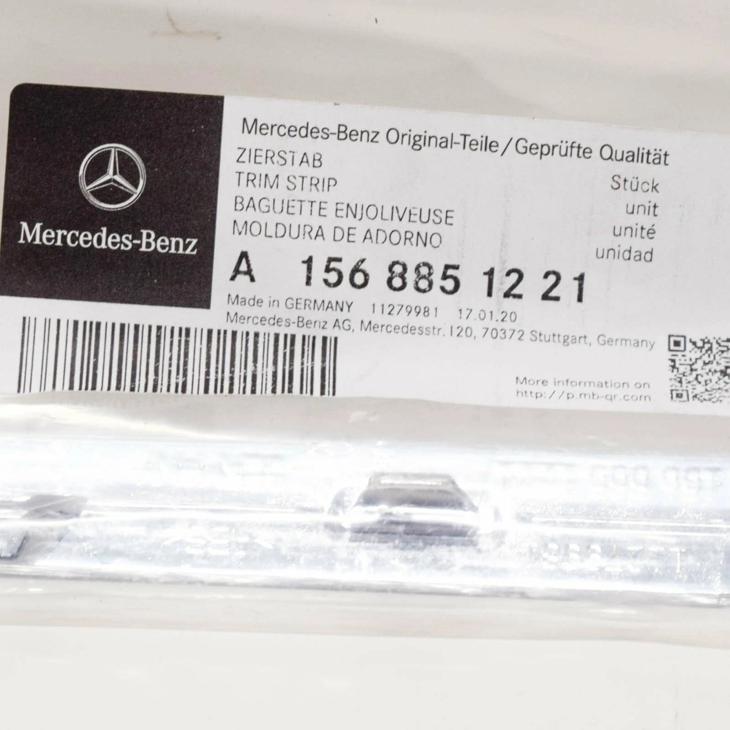NEW MERCEDES-BENZ GLA X156 FRONT RIGHT BOTTOM ORNAMENTAL TRIM A1568851221