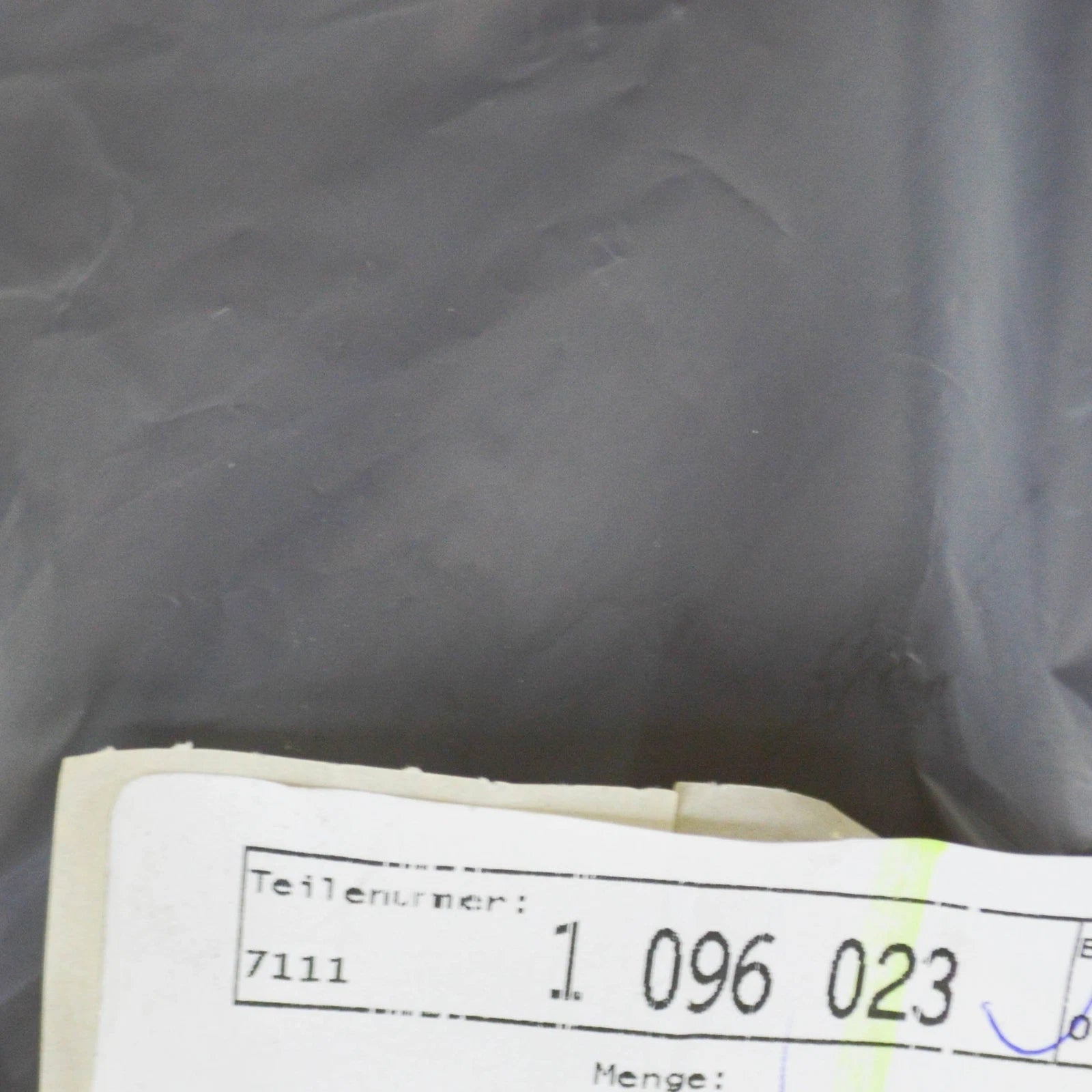 NEW BMW Z3 COUPE E36 JACK FIXTURE 71111096023 1096023 ORIGINAL