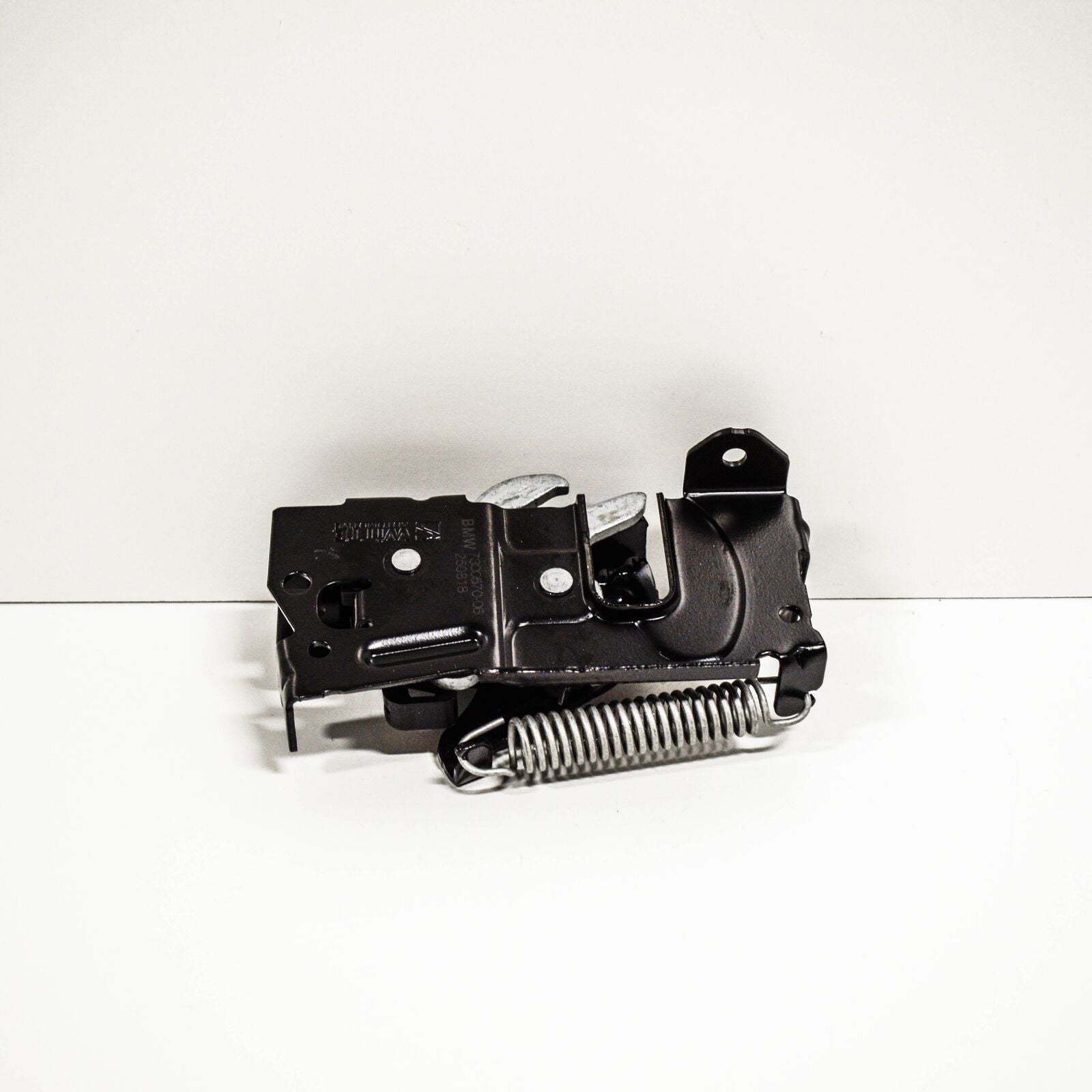 new mini cooper f57 right bonnet hood lock 51237300570 original