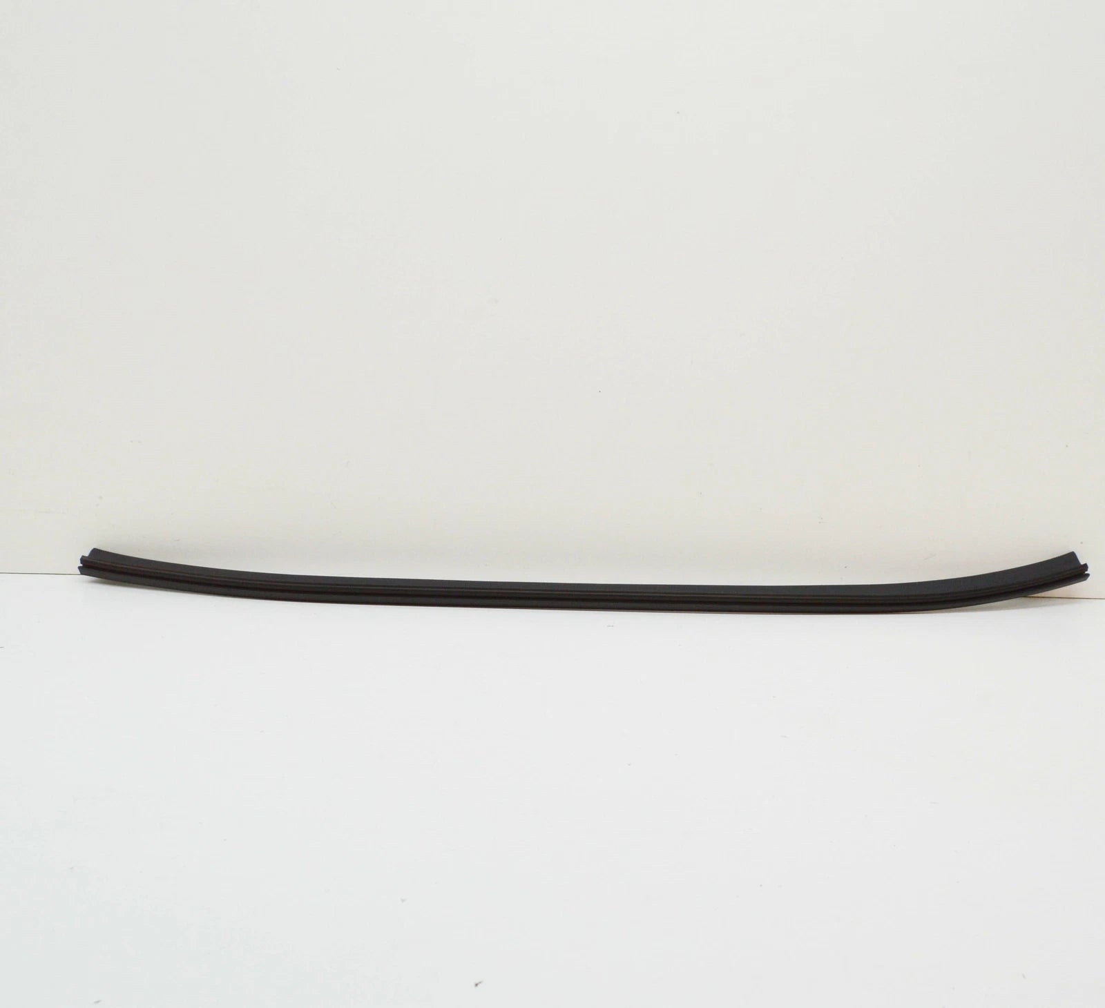 NEW MB C W205 FRONT BUMPER UPPER FRONT END SEALING A2056281300 ORIGINAL