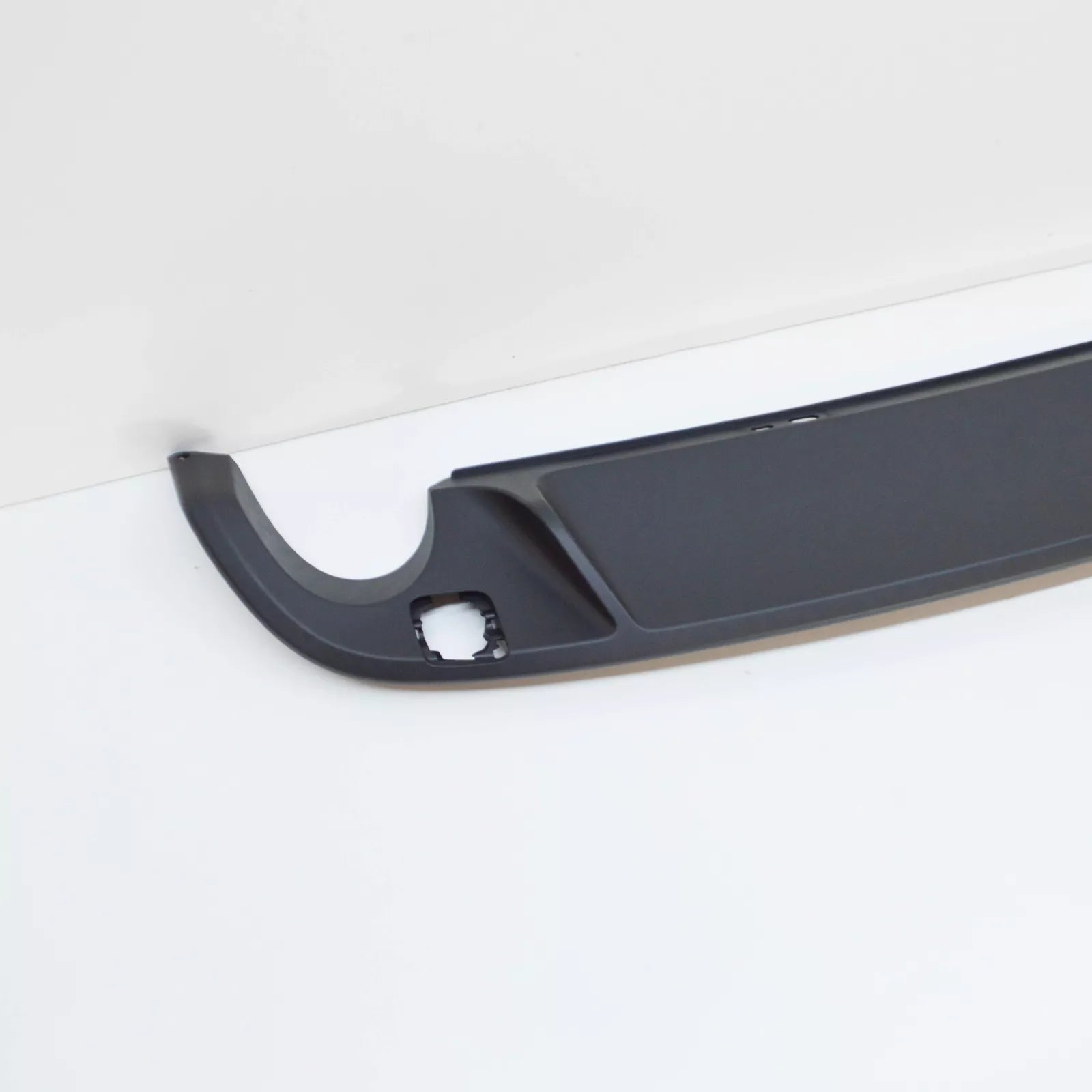 NEW VW GOLF VI AJ5 REAR BUMPER DIFFUSER 5K6807521H9B9 ORIGINAL