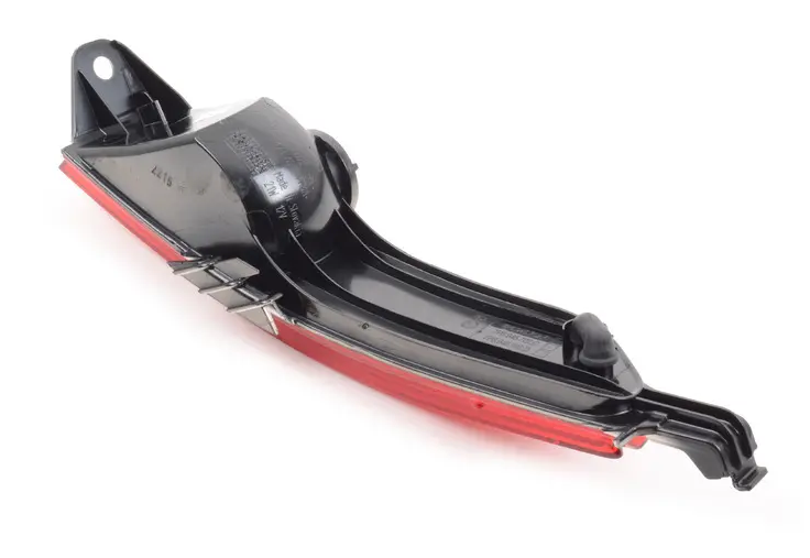 NEW VOLKSWAGEN TOUAREG 7P REAR RIGHT BUMPER COVER REFLECTOR 7P6945702C ORIGINAL