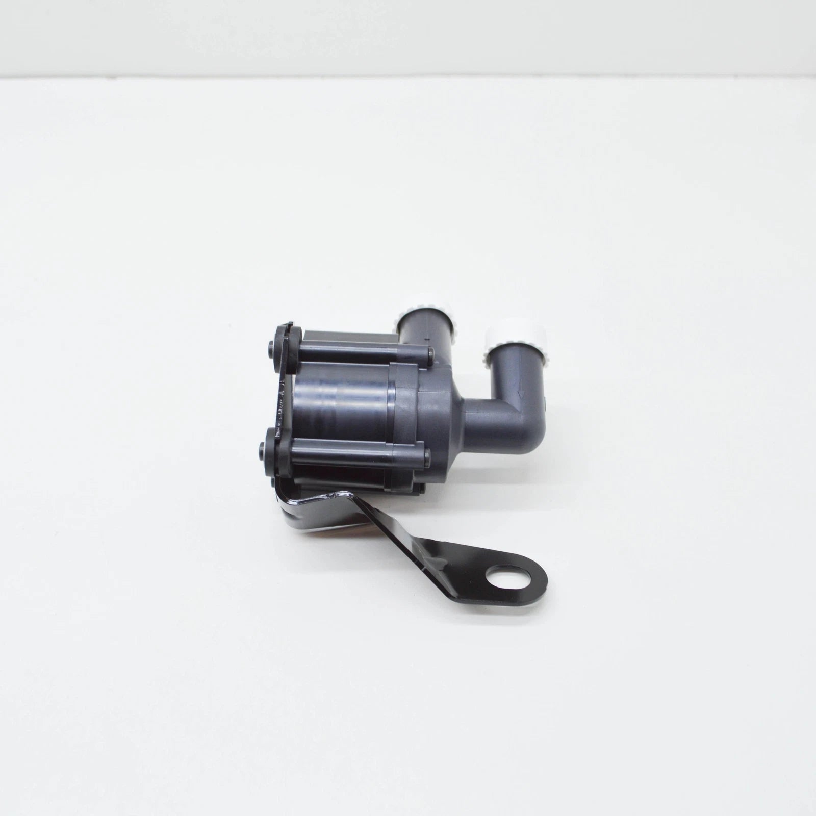 NEW BMW 6 GRAN COUPE F06 AUXILIARY WATER PUMP 64119230237 9230237 ORIGINAL