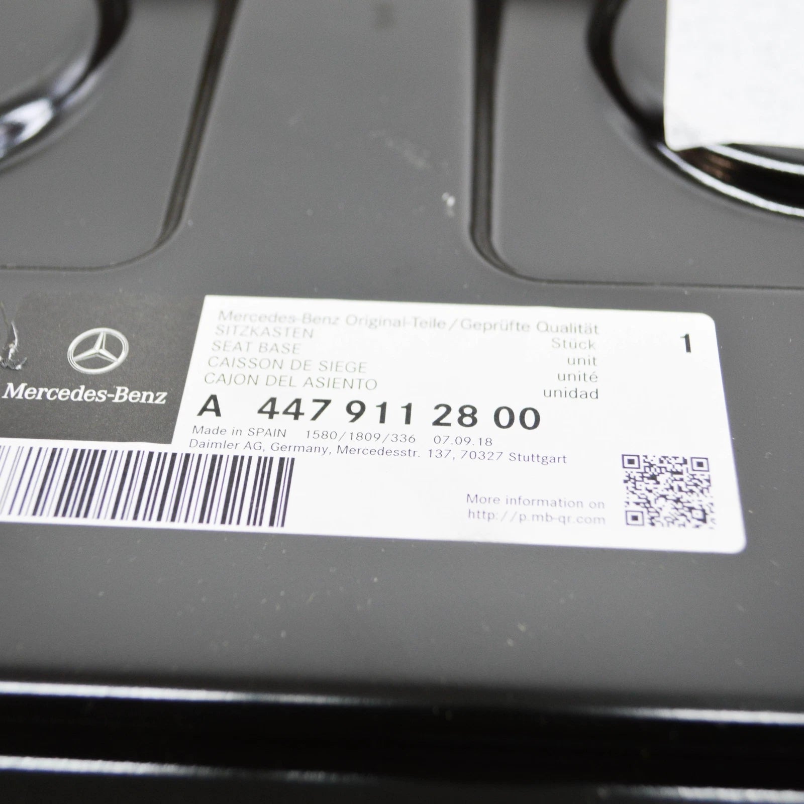 NEW MERCEDES-BENZ VITO W447 CENTRAL TOP SEAT BASE A4479112800 ORIGINAL