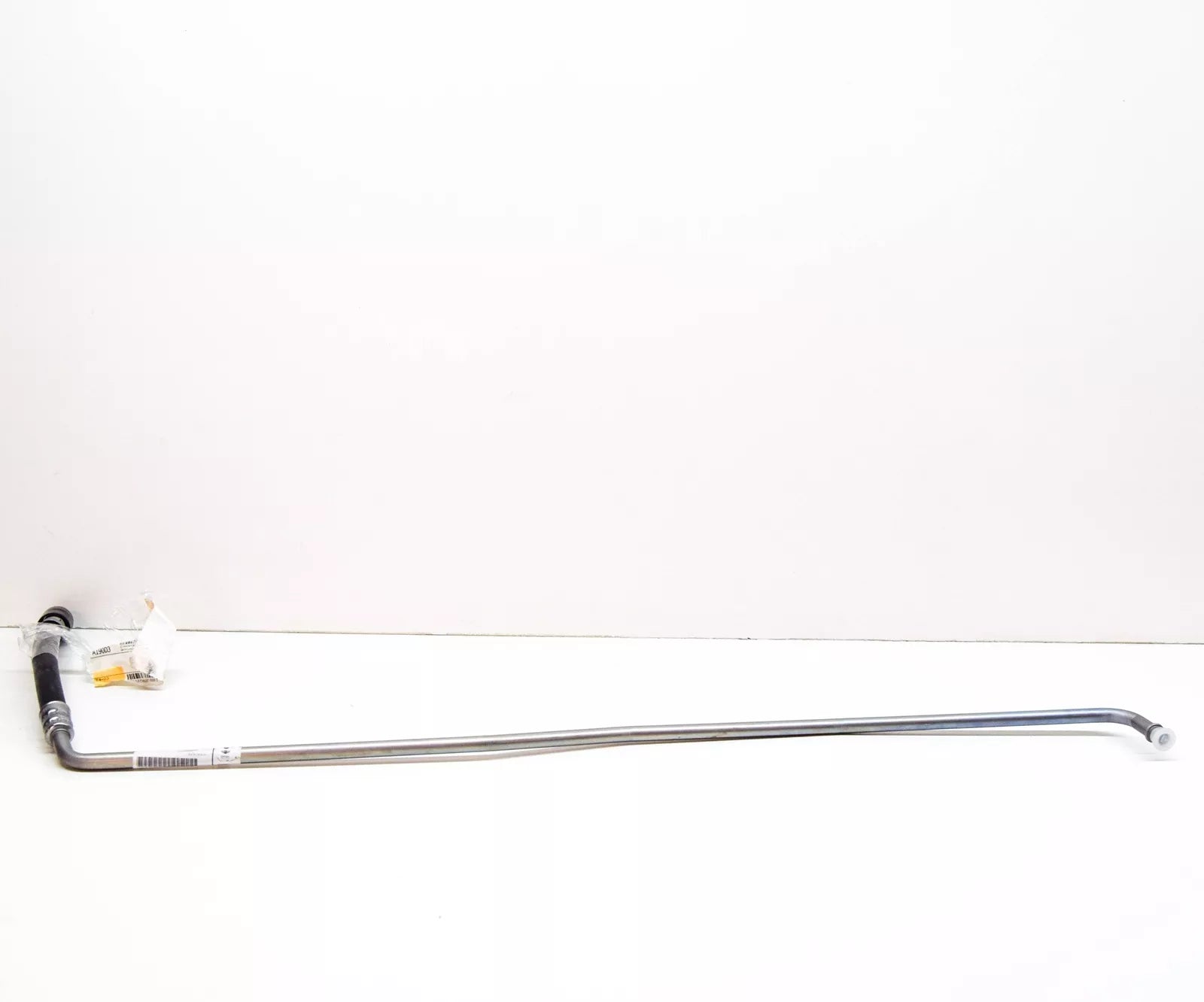 NEW BMW 5 E39 OIL COOLER HOSE PIPE OUTLET 17222248054 2248054 ORIGINAL