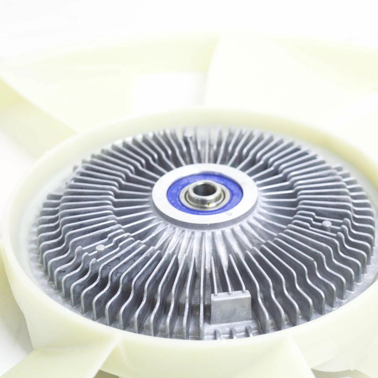 NEW MERCEDES-BENZ VITO W639 FAN BLADE A0002009723