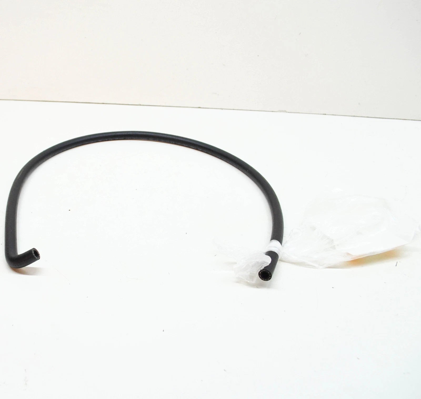 NEW BMW 3 E30 FUEL VENT HOSE 13311722565 1722565 2.0 PETROL ORIGINAL