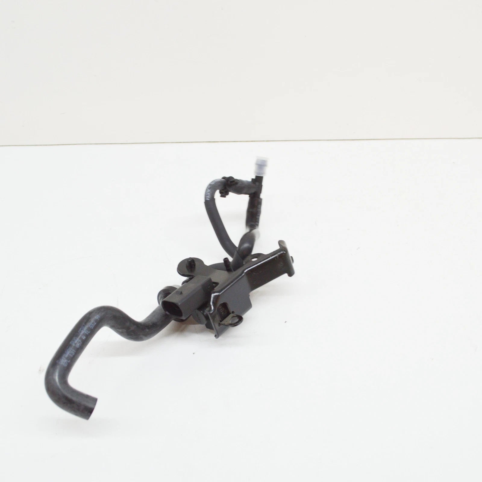 NEW AUDI A6 4F C6 PRESSURE CONTROL LINE 07L131055 ORIGINAL