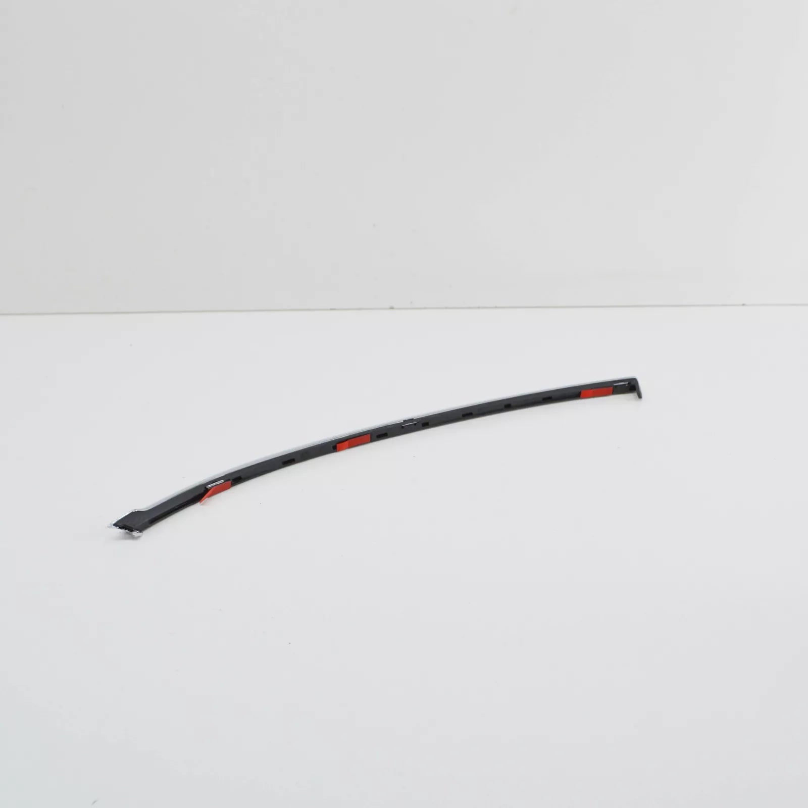 NEW VOLKSWAGEN TIGUAN AD MK2 FRONT LEFT HEADLIGHT LOWER TRIM 5NA998119A ORIGINAL