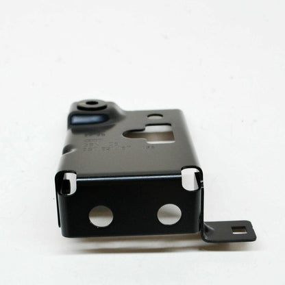 NEW AUDI TT FV MK3 FRONT LEFT FENDER WING BRACKET 8S0821167 ORIGINAL