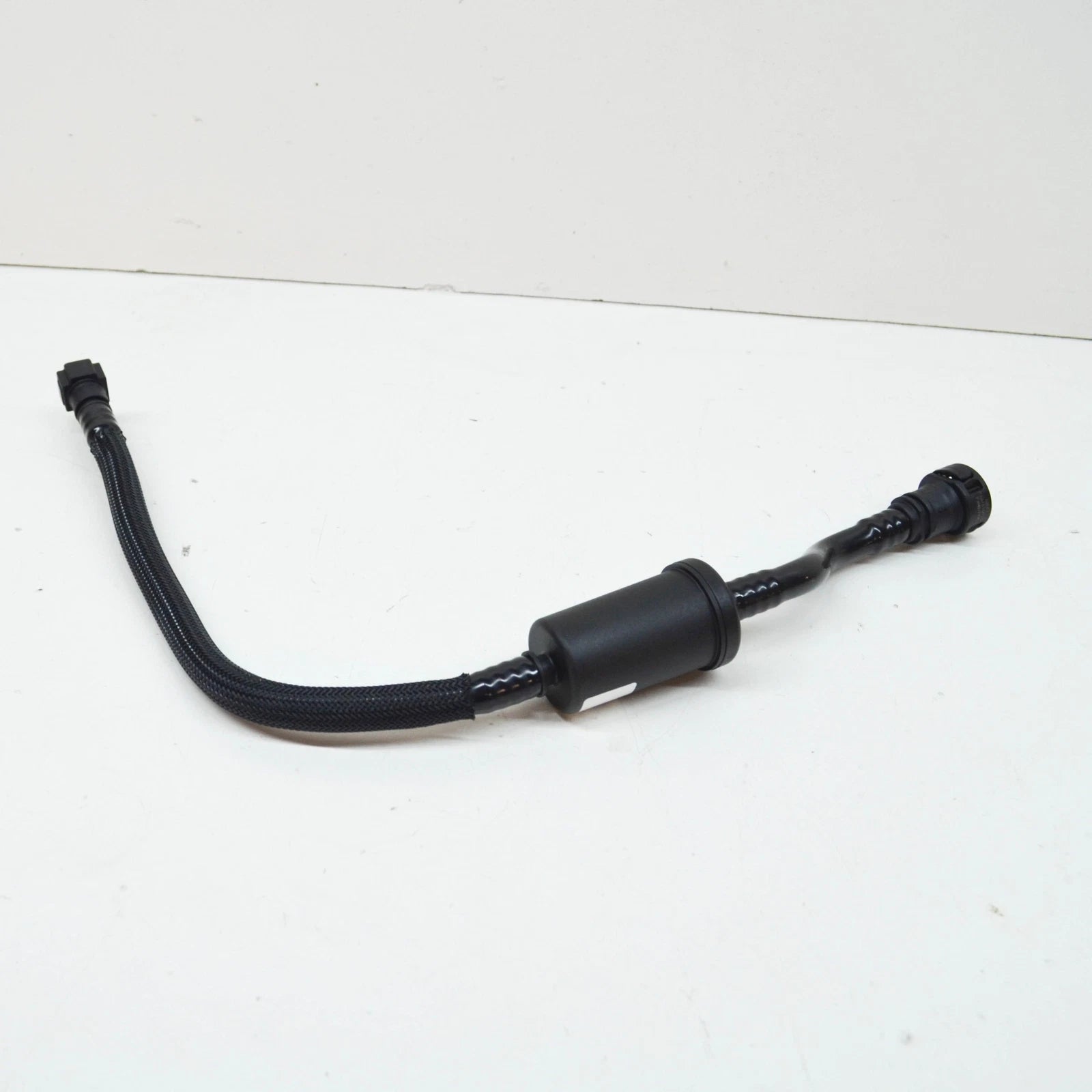NEW BMW 1 F40 FUEL TANK BREATHER LINE W EXHAUST CHAMBER 13908670276 ORIGINAL