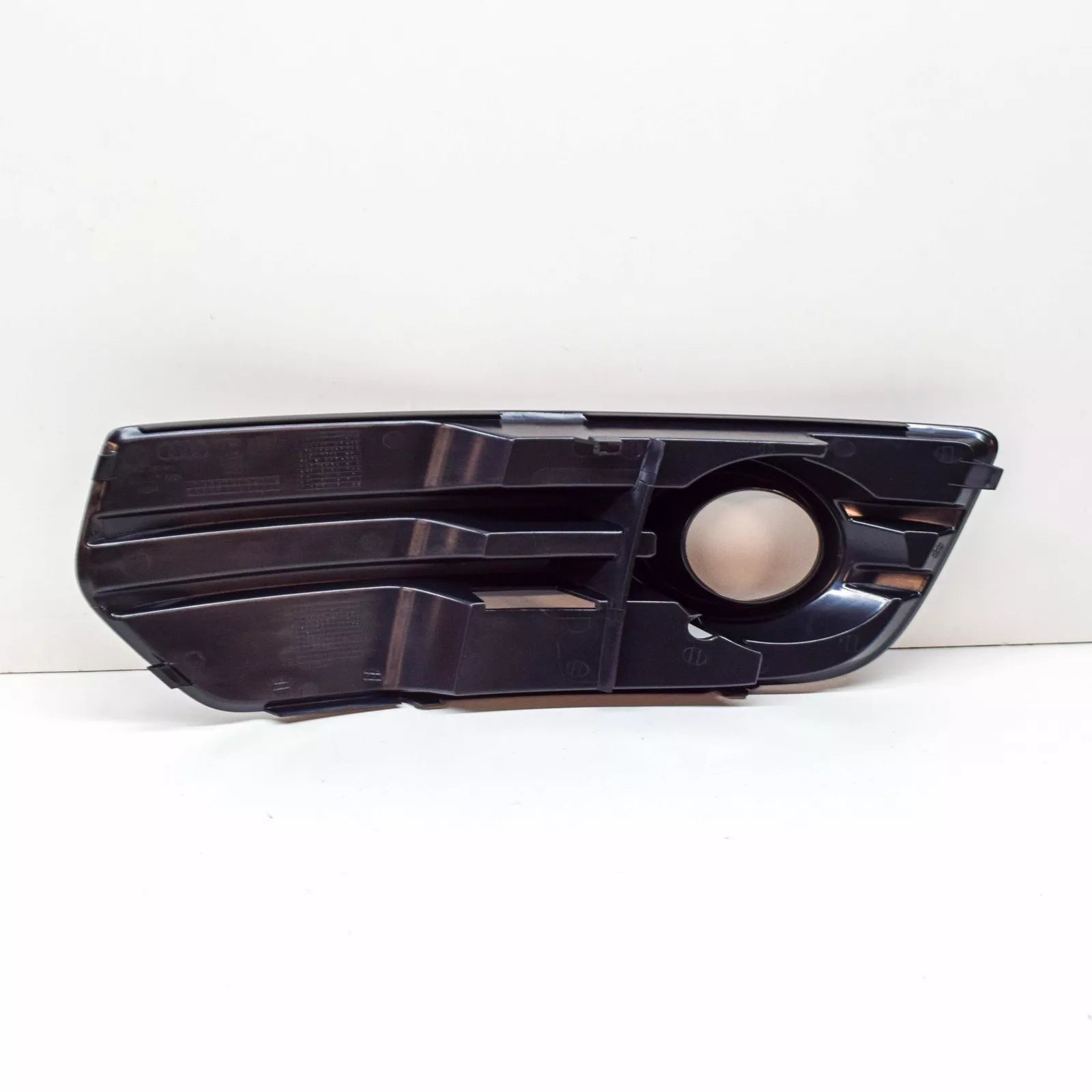 NEW AUDI Q5 8R FRONT RIGHT FOG LIGHT GRILLE 8R0807682A01C