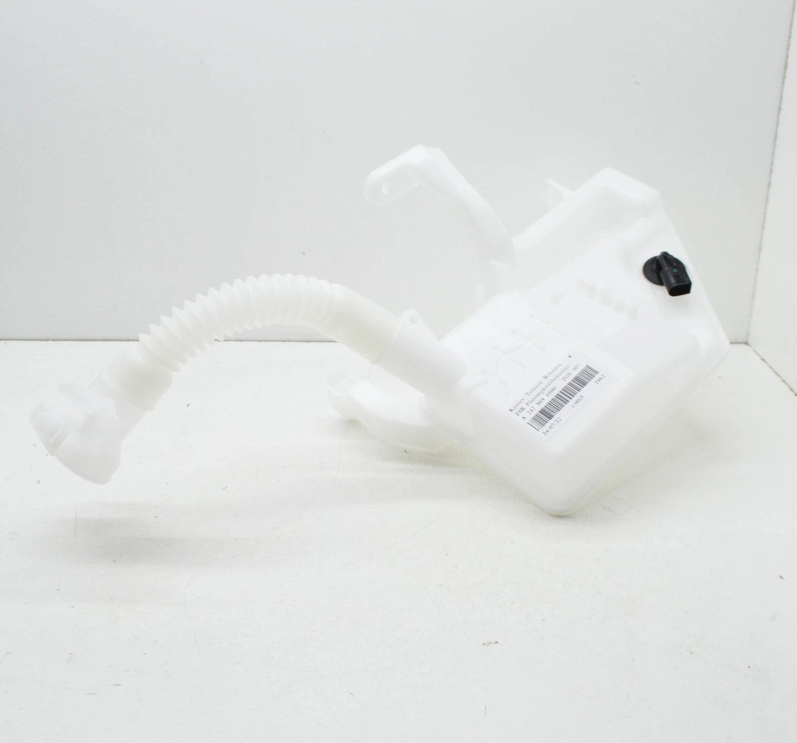 NEW MERCEDES-BENZ GLB X247 WINDSHIELD WASHER TANK A2478690500 ORIGINAL