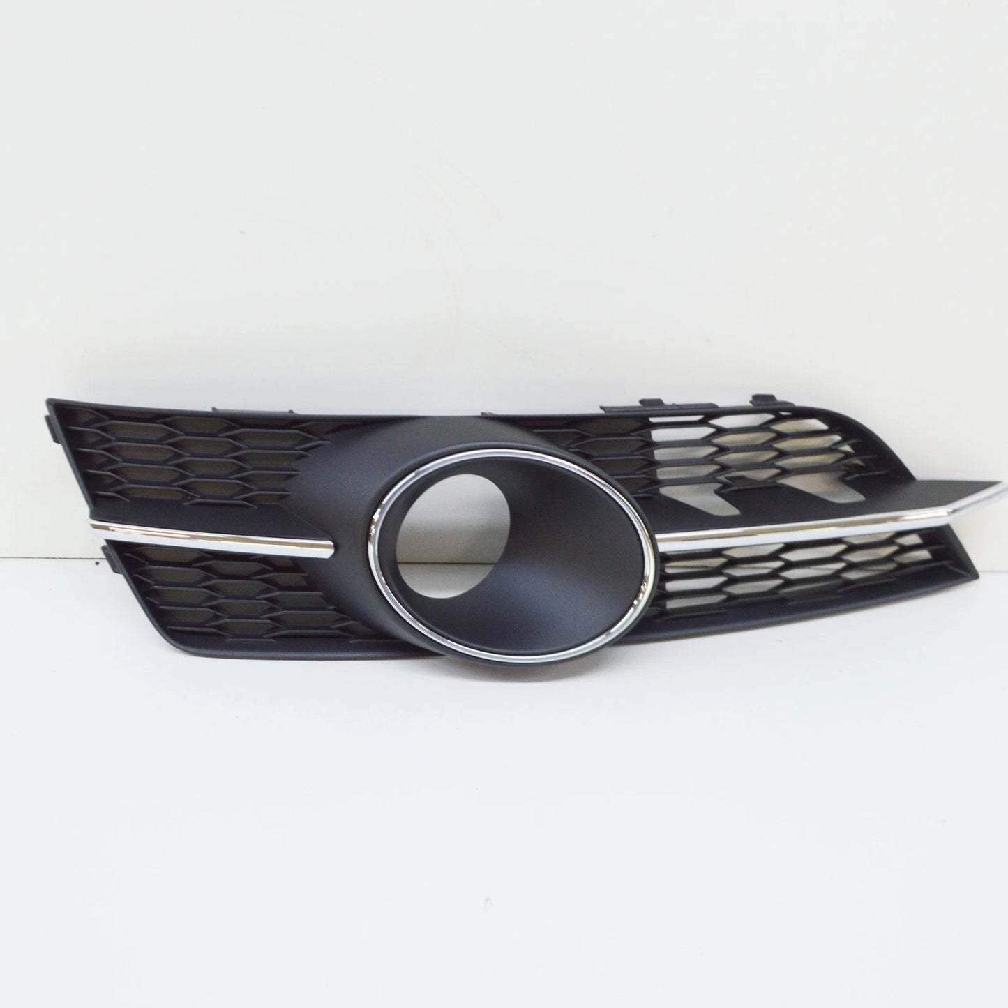 NEW AUDI A7 4G FRONT BUMPER LEFT AIR VENT GRILLE 4G8807647J9B9