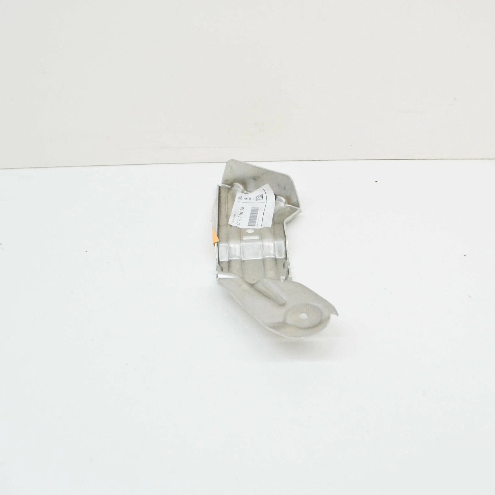 NEW BMW 5 E60 FRONT RIGHT WHEEL HOUSING COVERING BRACKET 51717140964 ORIGINAL