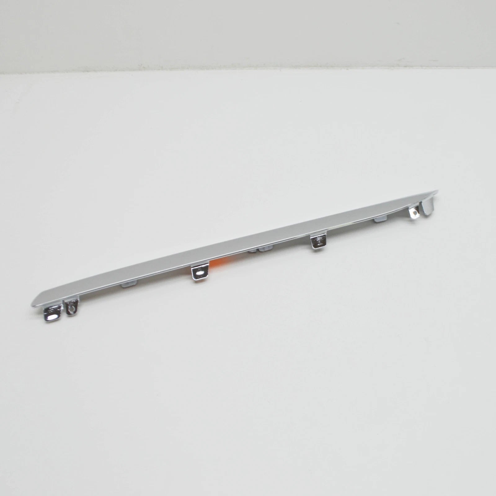 NEW MERCEDES-BENZ CLS C218 FRONT GRILLE LEFT MOLDING TRIM A2188851174 ORIGINAL