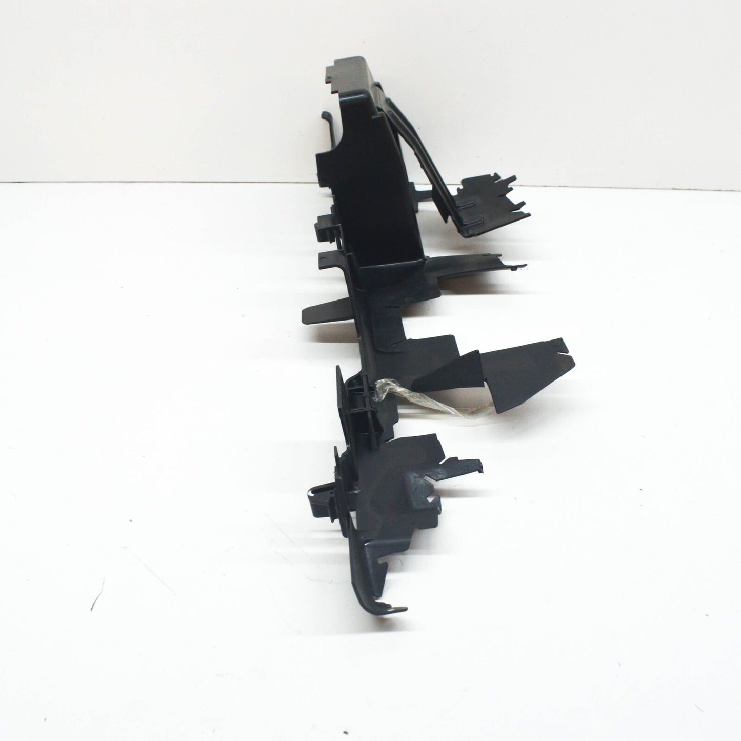 NEW VOLKSWAGEN TOURAN 5T FRONT RIGHT WIND DEFLECTOR 5TA121284E ORIGINAL