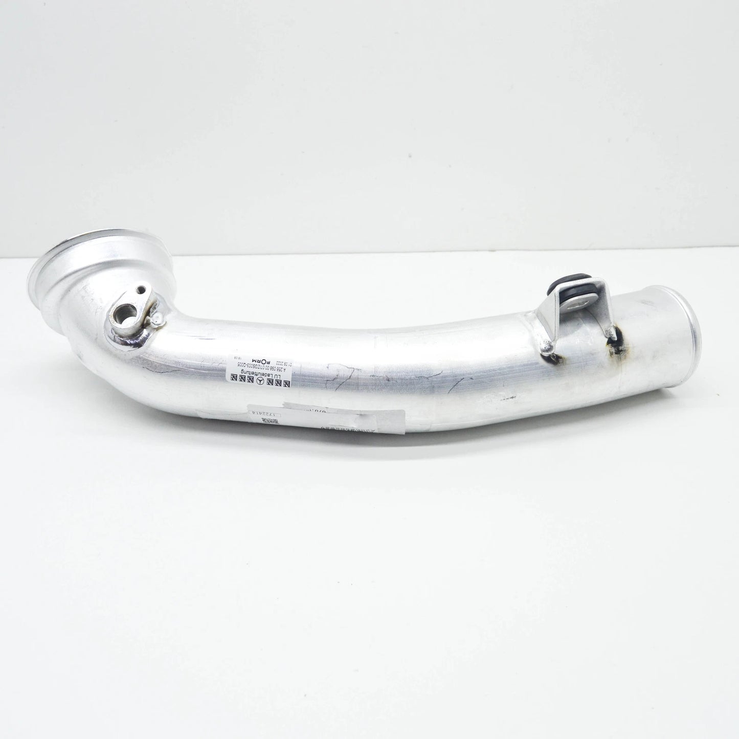 NEW MERCEDES-BENZ E W213 CHARGED AIR LINE TUBE A2560980007 ORIGINAL