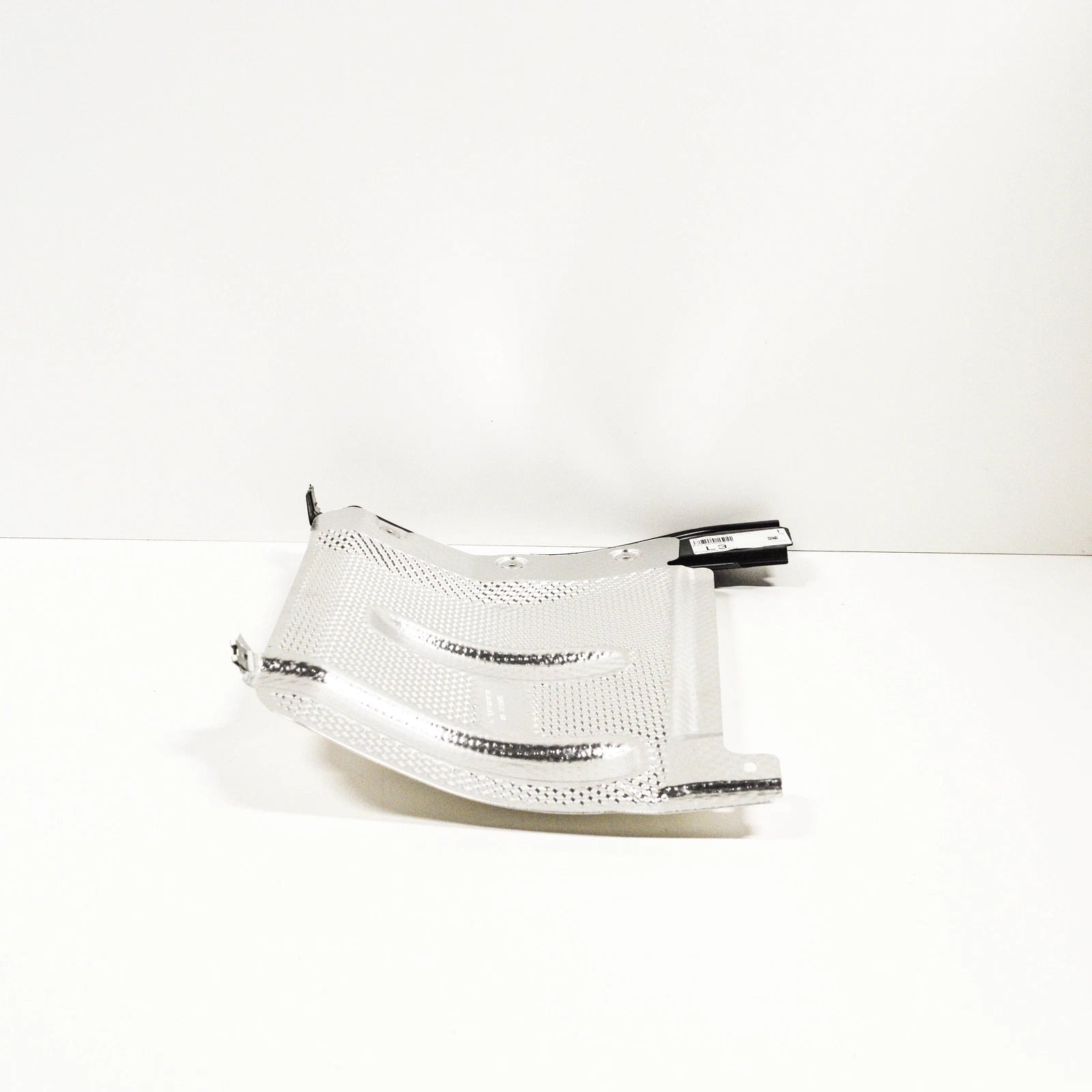 NEW MERCEDES-BENZ E W212 RIGHT OUTER EXHAUST HEAT SHIELD A2126800222 ORIGINAL