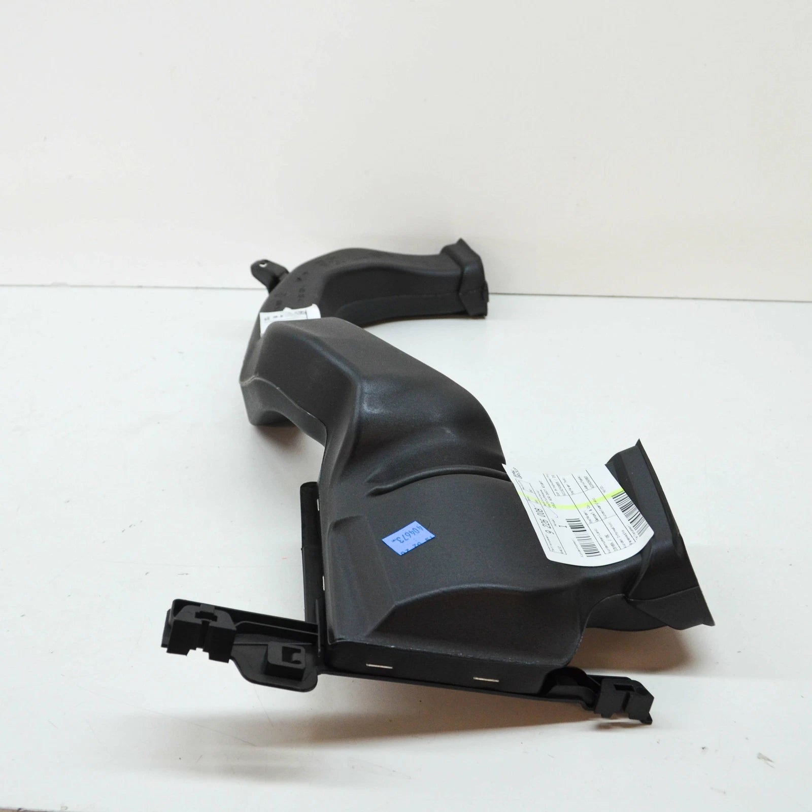 NEW BMW 1 F21 COLD AIR DUCT RIGHT 64229226008 9226008 ORIGINAL